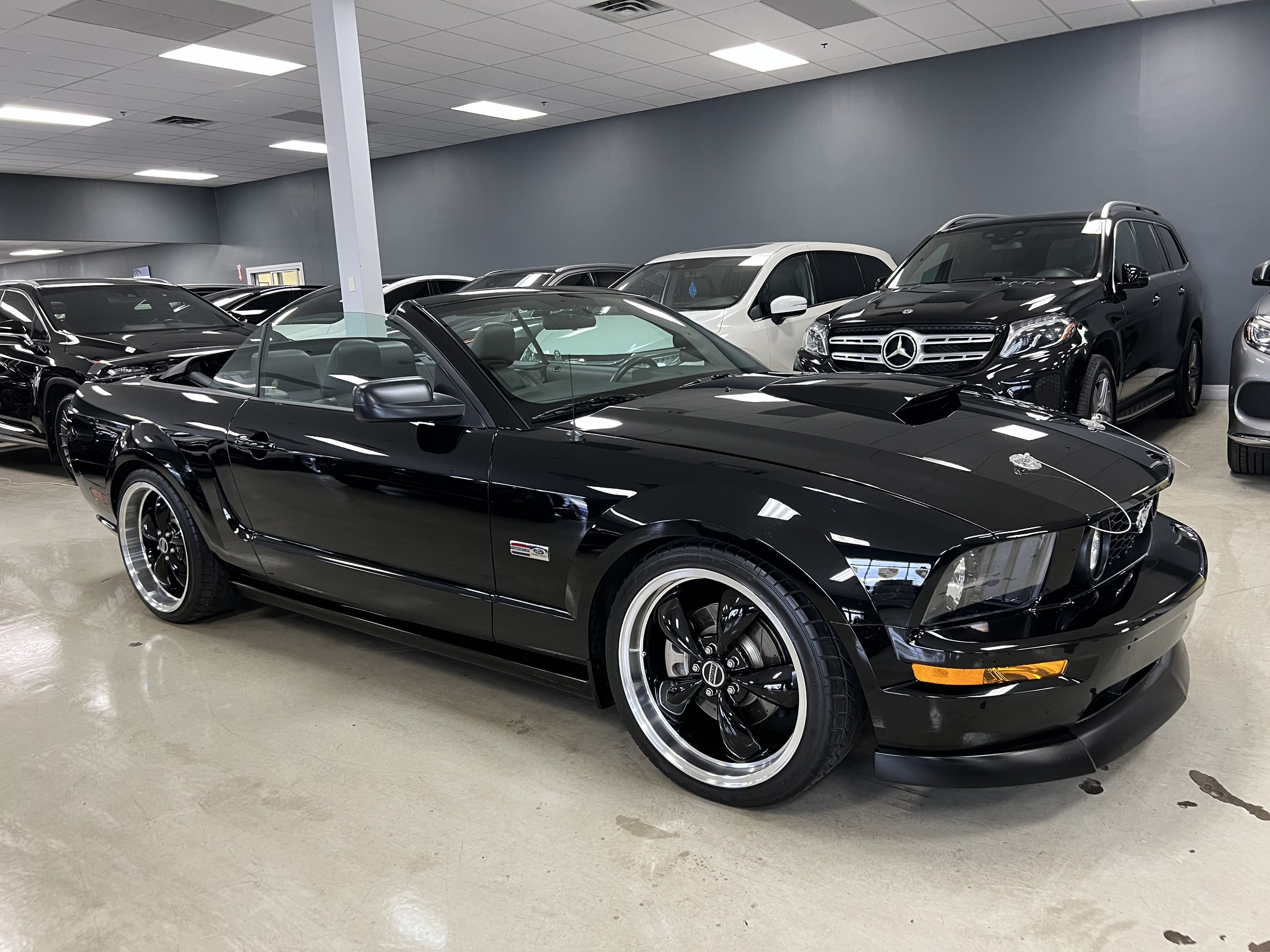 2006 Ford Mustang  Conv GT*VERY LOW KM*LIKE NEW*OVER 20K IN UPGRADES