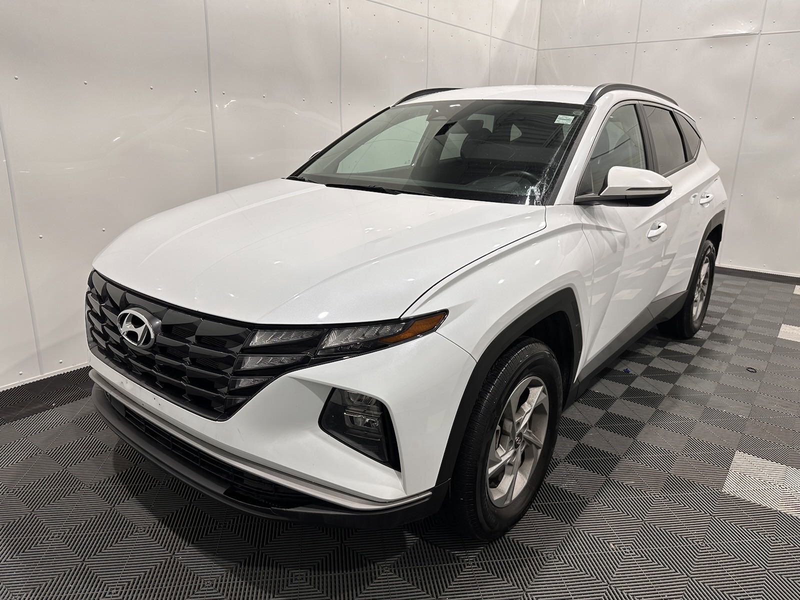 2022 Hyundai Tucson Preferred I AWD I CarPlay I Reverse Cam