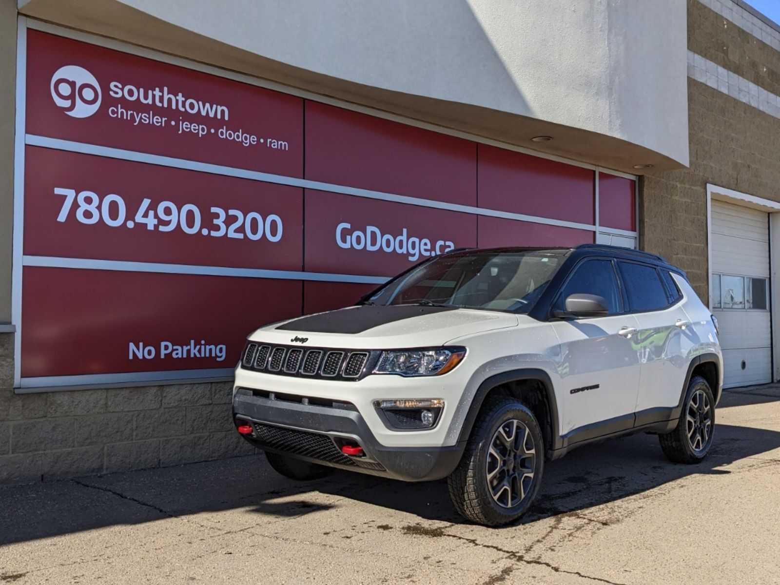 2019 Jeep Compass TRAILHAWK IN BRIGHT WHITE EQUIPPED WITH A 2.4L MUL