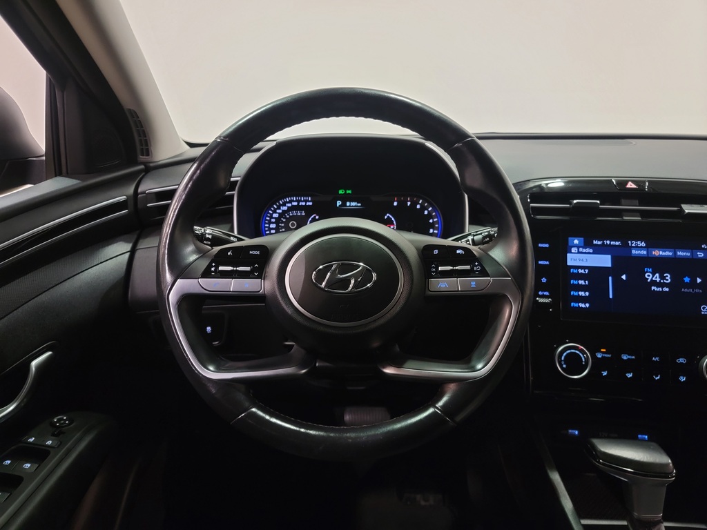 Hyundai Tucson 2022 Climatisation, Mirroirs électriques, Vitres électriques, Régulateur de vitesse, Sièges chauffants, Verrouillage électrique, Bluetooth, Prise auxiliaire 12 volts, caméra-rétroviseur, Volant chauffant, Commandes de la radio au volant