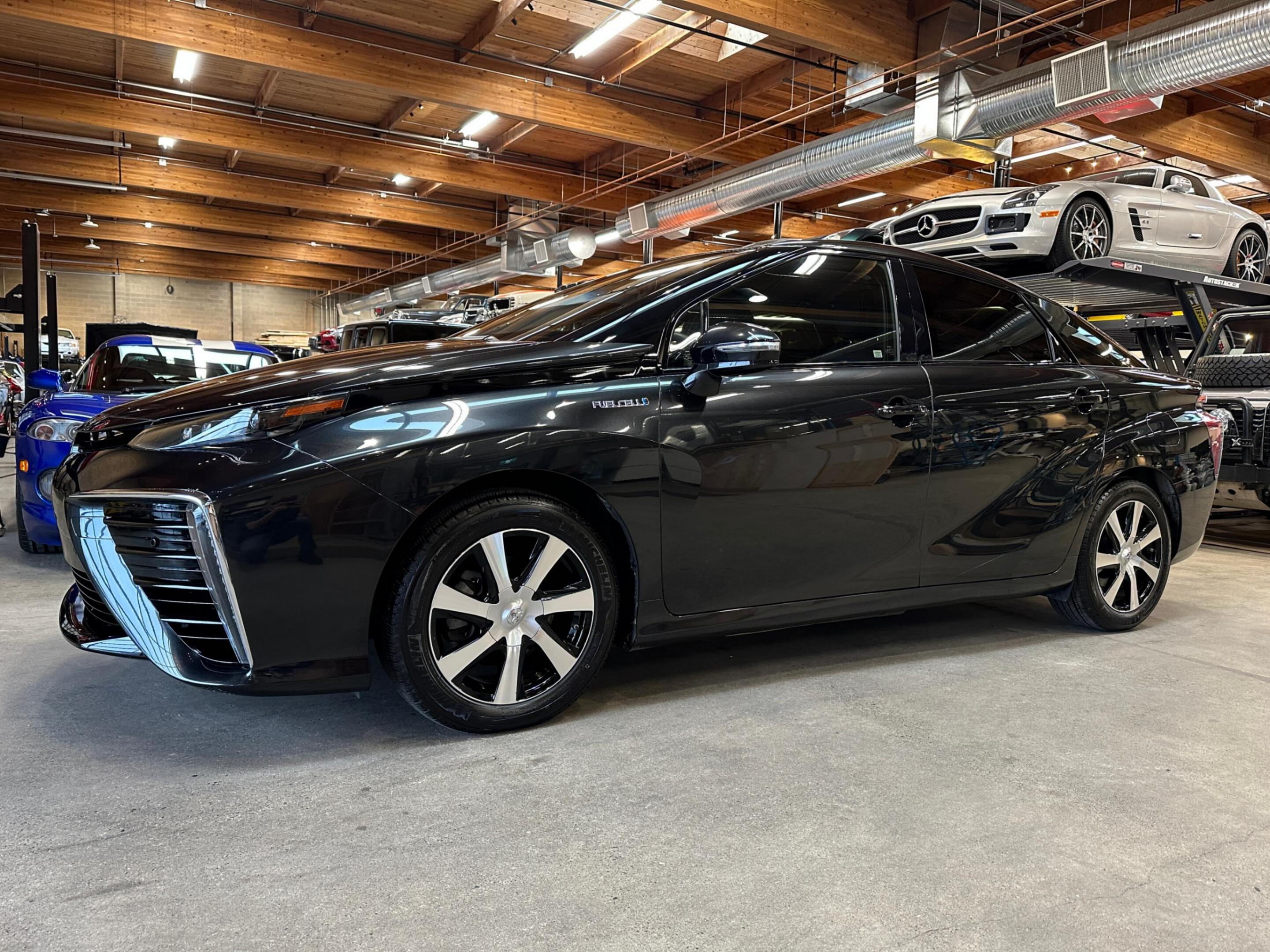 2019 Toyota Mirai Hydrogen Fuel Cell