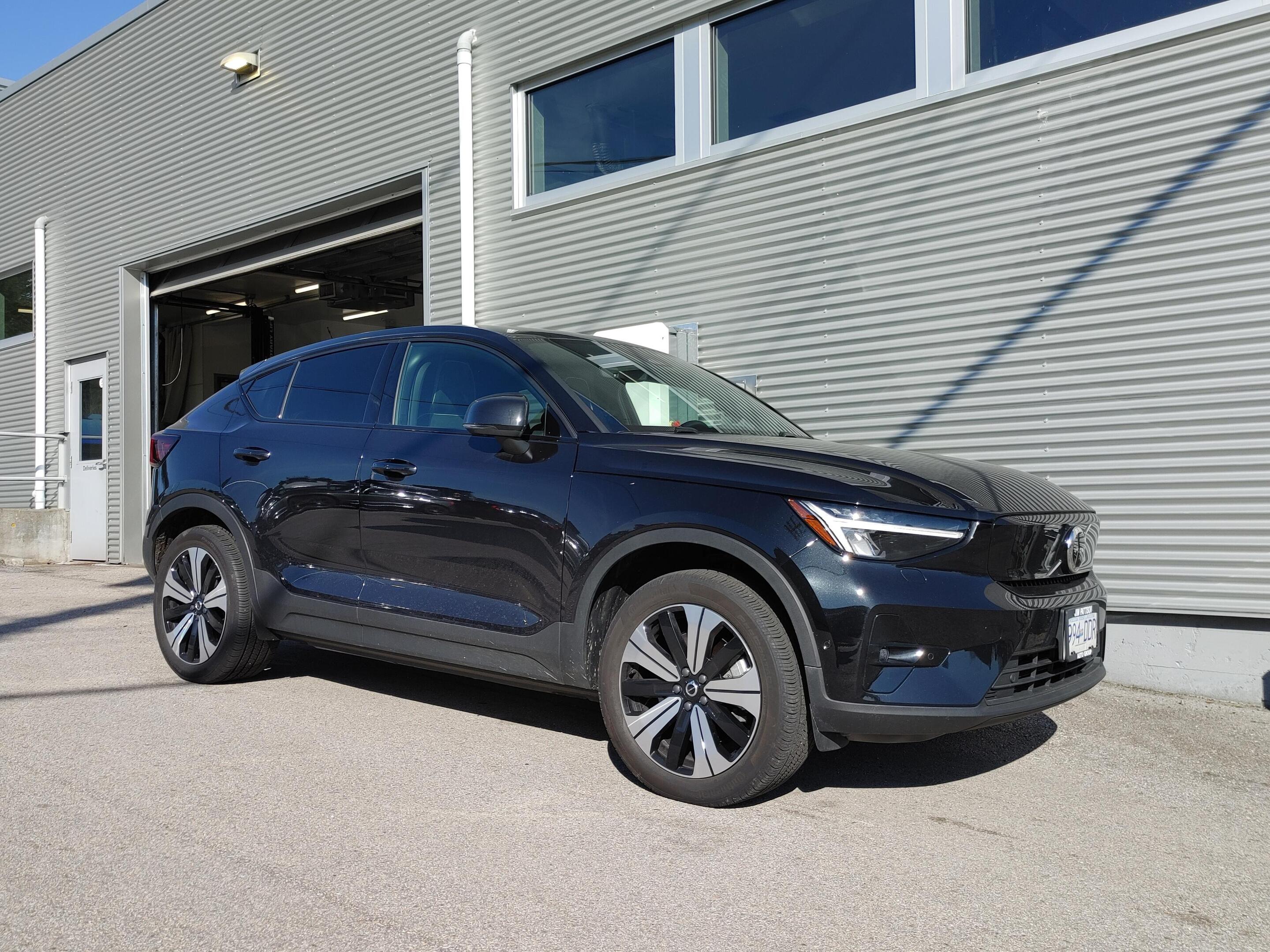 2023 Volvo C40 Recharge Pure Electric Twin eAWD Plus - DEMO DEAL/$13,360 OFF/PLUS REBATE