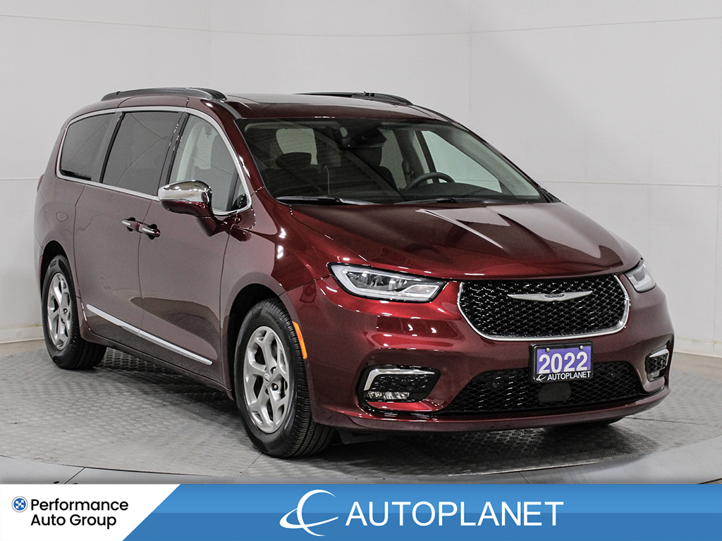 2022 Chrysler Pacifica Limited, 7-Seater, Back Up Cam, Pano Roof!