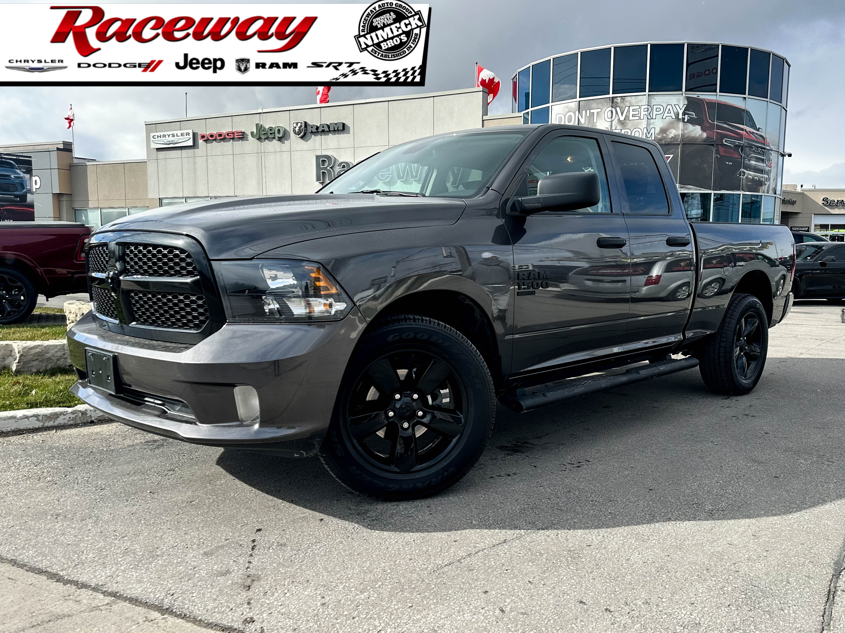 2023 Ram 1500 Classic EXPRESS NIGHT | SIDE STEPS | 1 OWNER ++