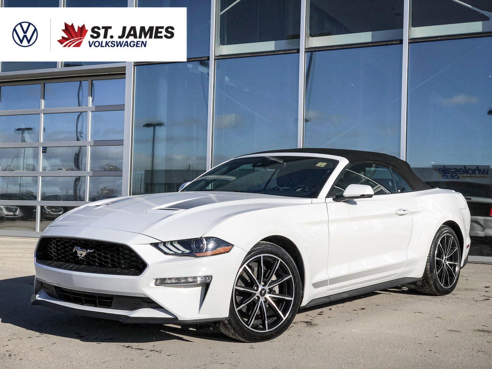 2022 Ford Mustang I4CV | PREMIUM CONVERTIBLE | CLEAN CARFAX | ONE OW