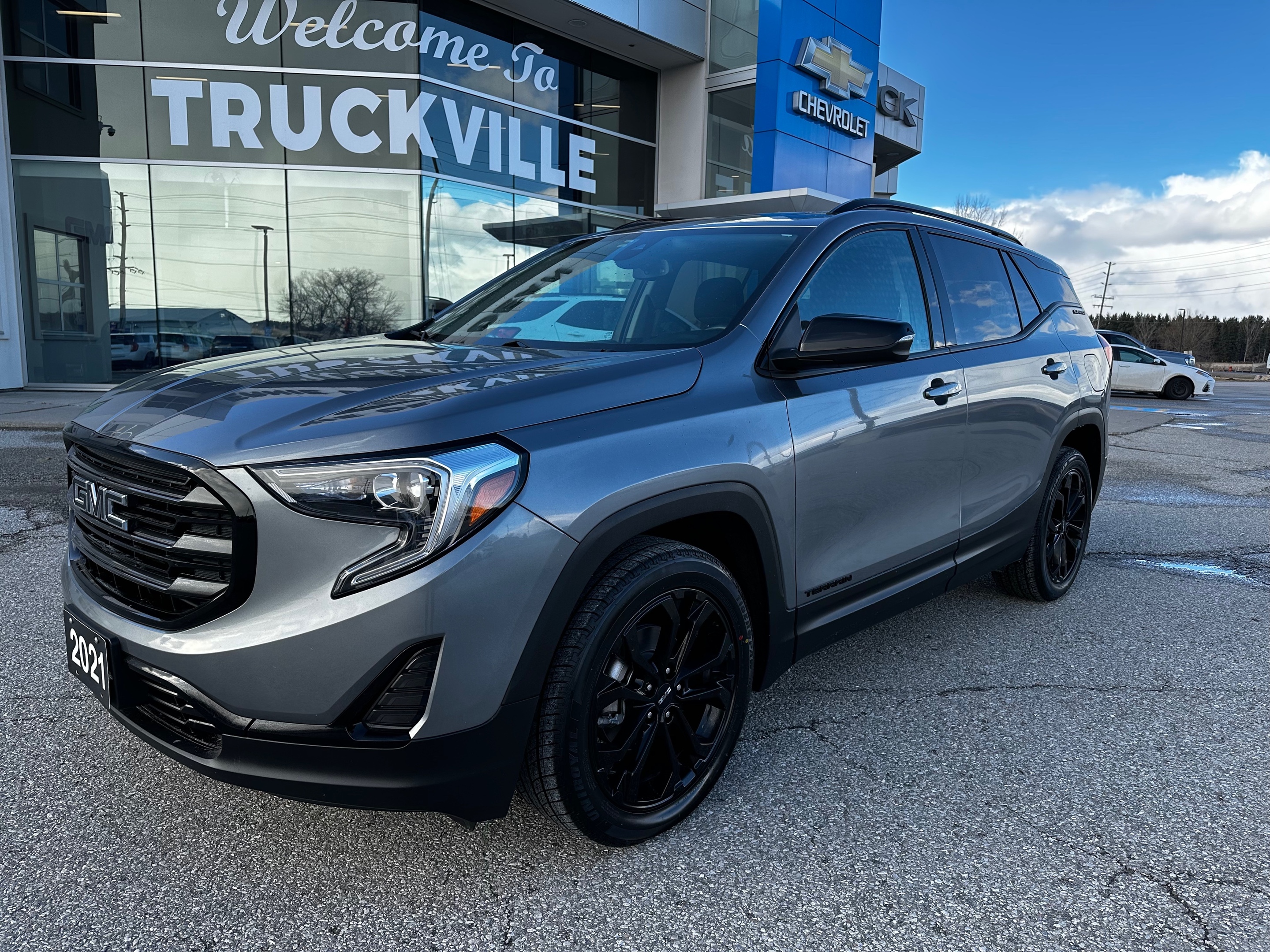 2021 GMC Terrain SLE ONE OWNER // ELEVATION EDITION // NEW TIRES