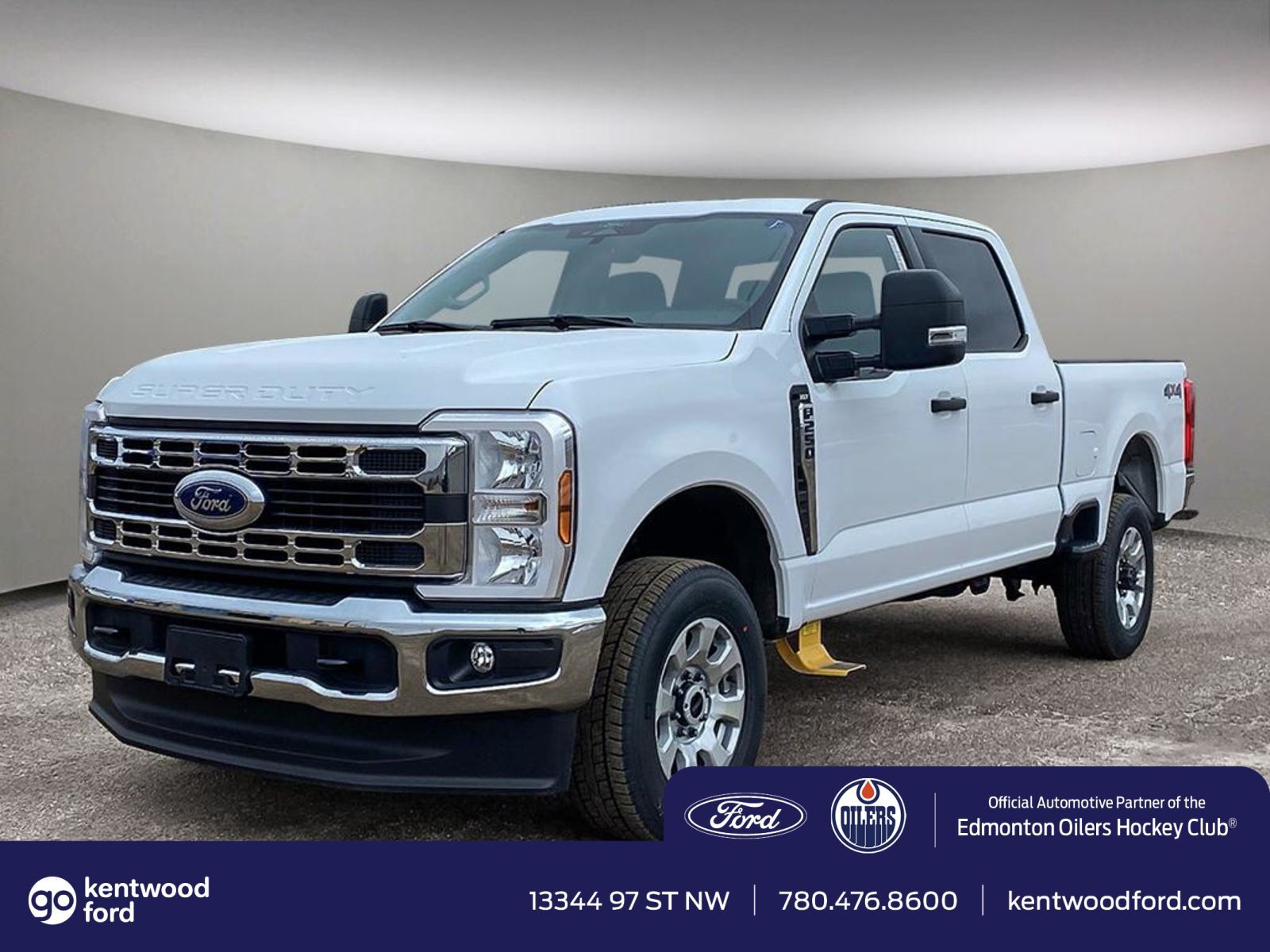 2024 Ford F-250 XLT | 7.3L V8 | COnsole | Upfitter Switches | Ford