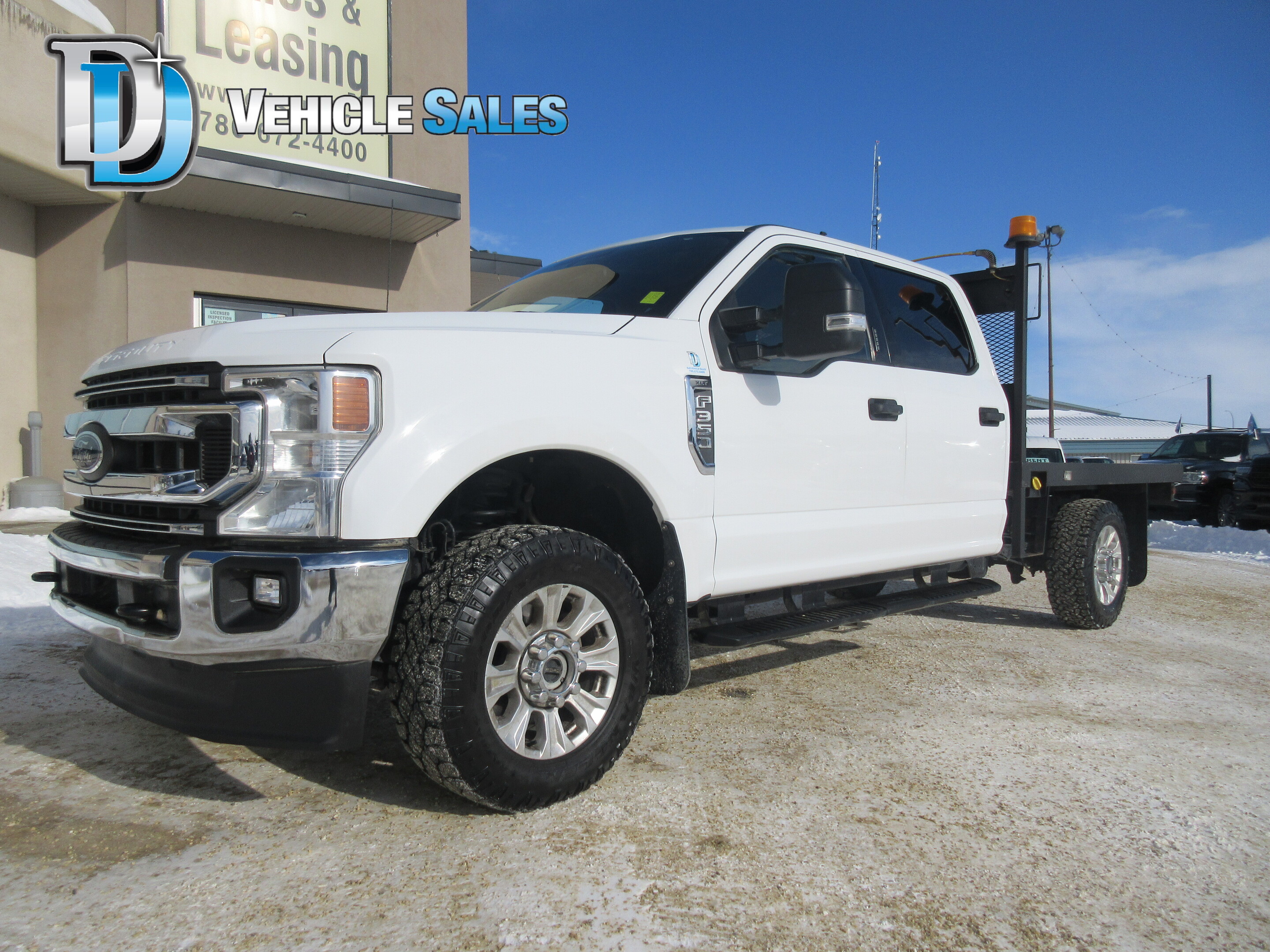 2022 Ford F-350 XLT/Deck/6 Pass/Backup Cam&Alarm - NO CREDIT CHECK