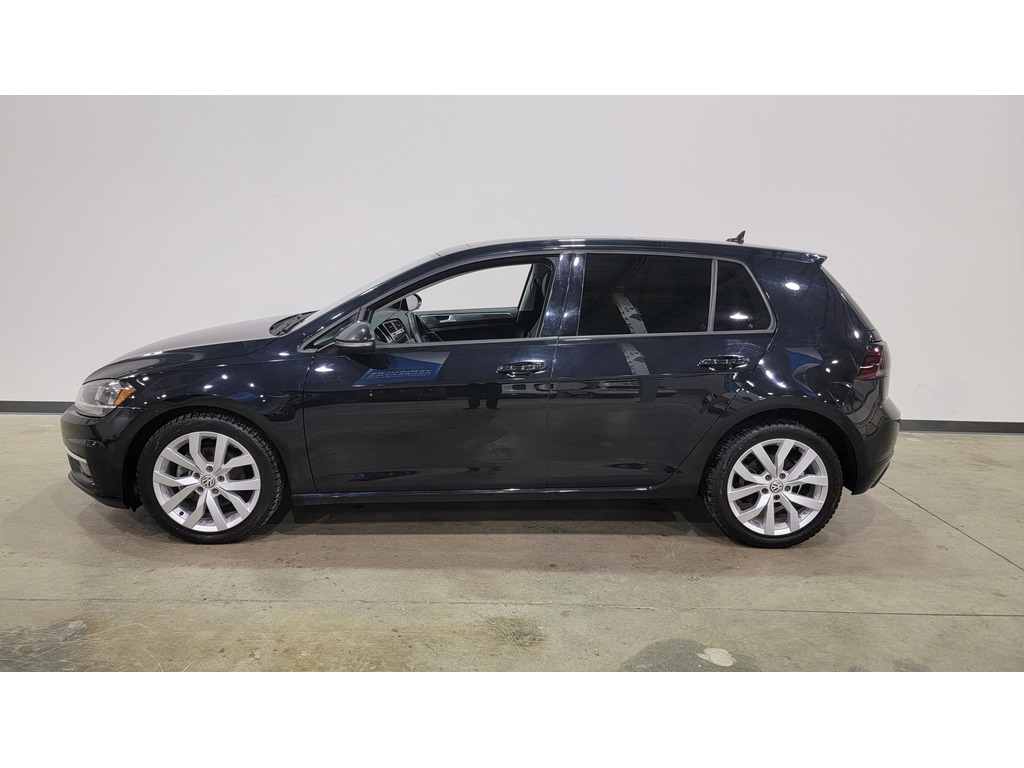 Volkswagen Golf 2021 Air conditioner, Navigation system, Electric mirrors, Electric windows, Heated seats, Leather interior, Electric lock, Sunroof, Speed regulator, Heated mirrors, Bluetooth, , rear-view camera, Steering wheel radio controls