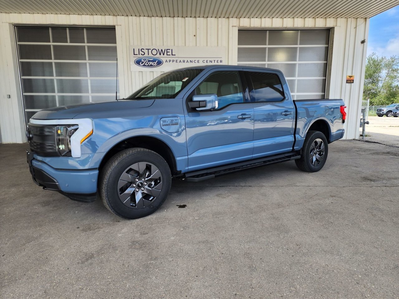 2023 Ford F-150 Lightning LARIAT 510A | CO-PILOT360 | MOBILE CORD | TOW TECH