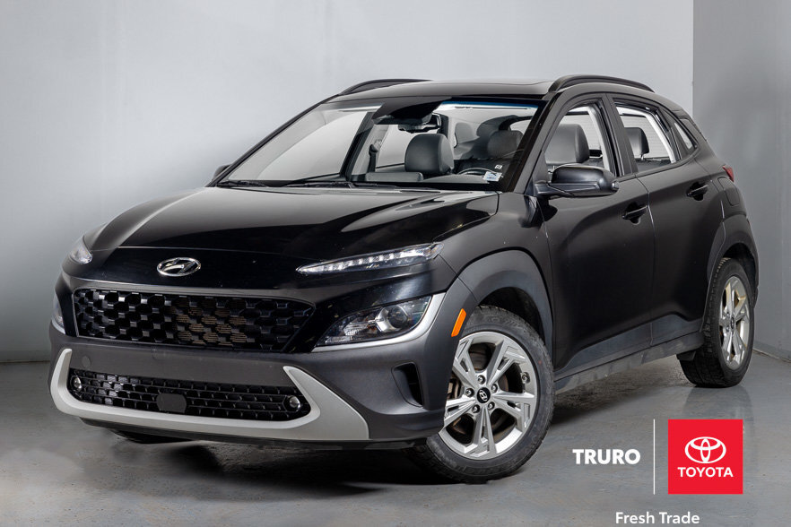 2022 Hyundai Kona Preferred Heated steering wheel, Power moonroof / 