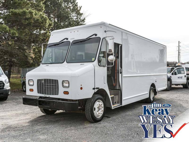 2021 Freightliner Strip Chassis Step Van   DELIVERY TRUCK