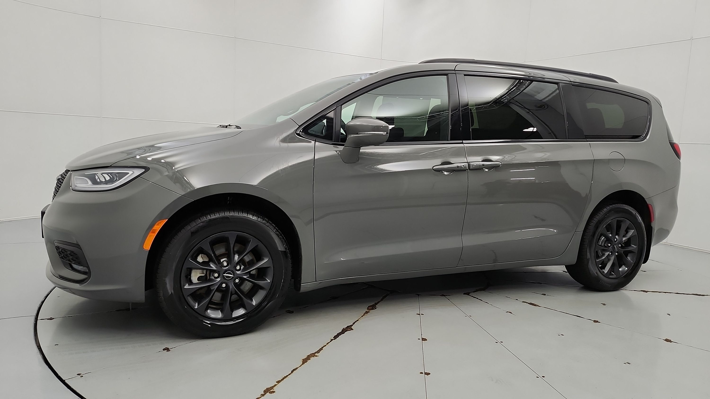 2022 Chrysler Pacifica TOURING