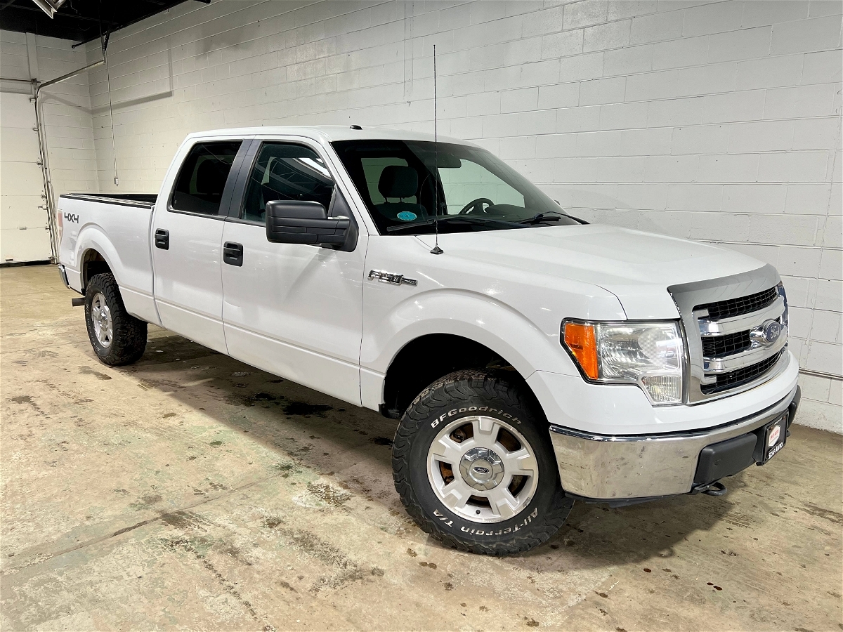 2013 Ford F-150 XLT! 6.5 FT BOX! 4X4! CREW CAB! ONE OWNER 