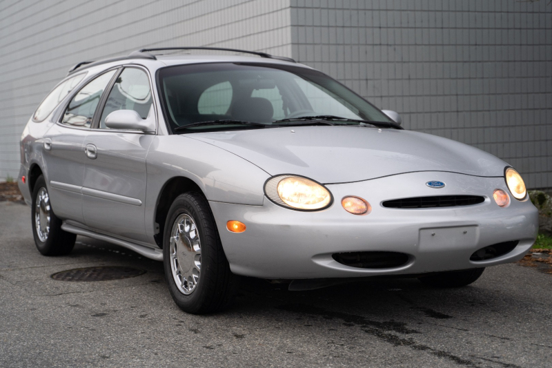 1996 Ford Taurus 4dr Wgn LX ICBC Collector Plate Eligible