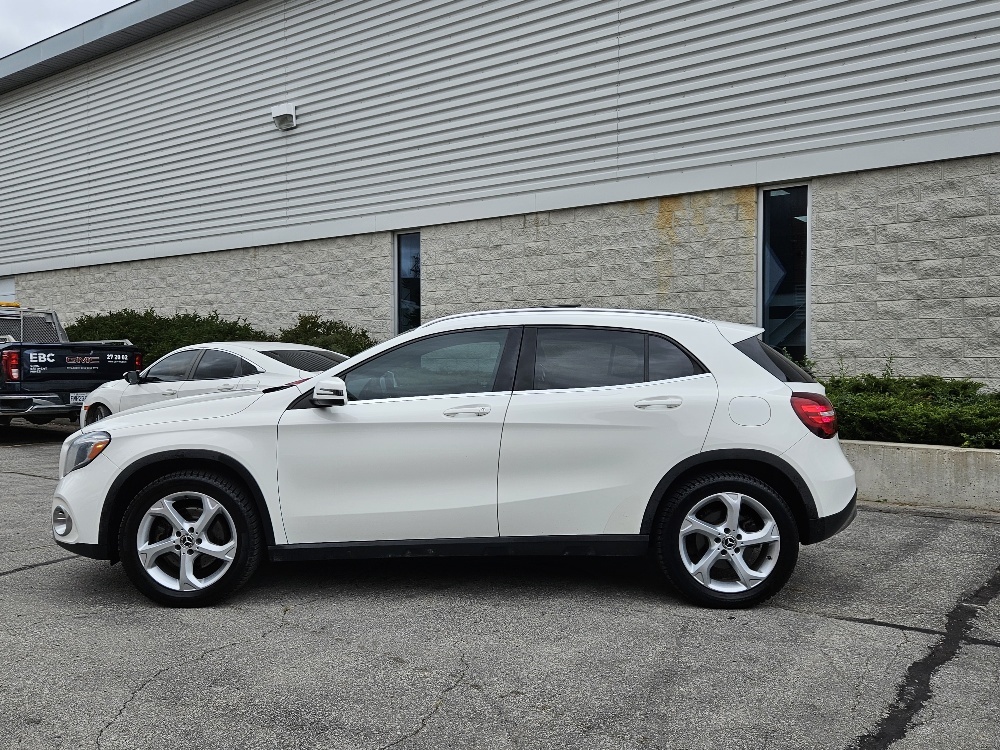 2018 Mercedes-Benz GLA GLA 250 4MATIC PANOROOF-CAMERA-LEATHER-NO ACCIDENT