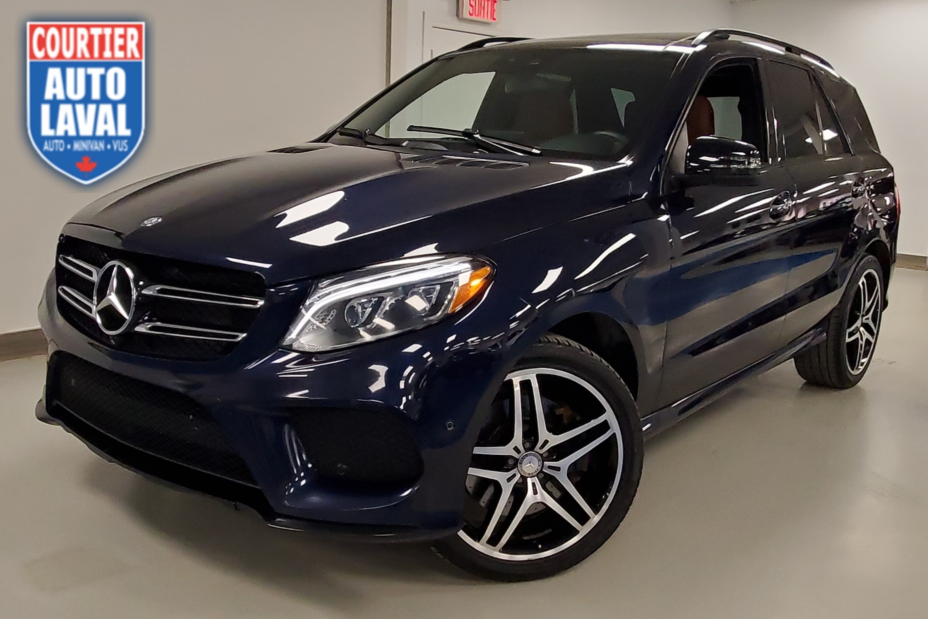 2016 Mercedes-Benz GLE 4MATIC - AMG PACK - NIGHT SERIES - DRIVER ASSIST
