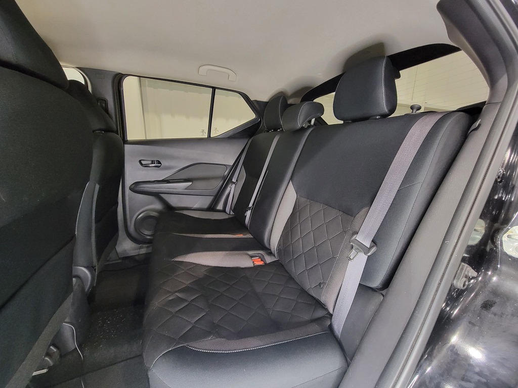 Nissan Kicks 2019 Air conditioner, Electric mirrors, Electric windows, Speed regulator, Heated seats, Electric lock, Bluetooth, , rear-view camera, Steering wheel radio controls