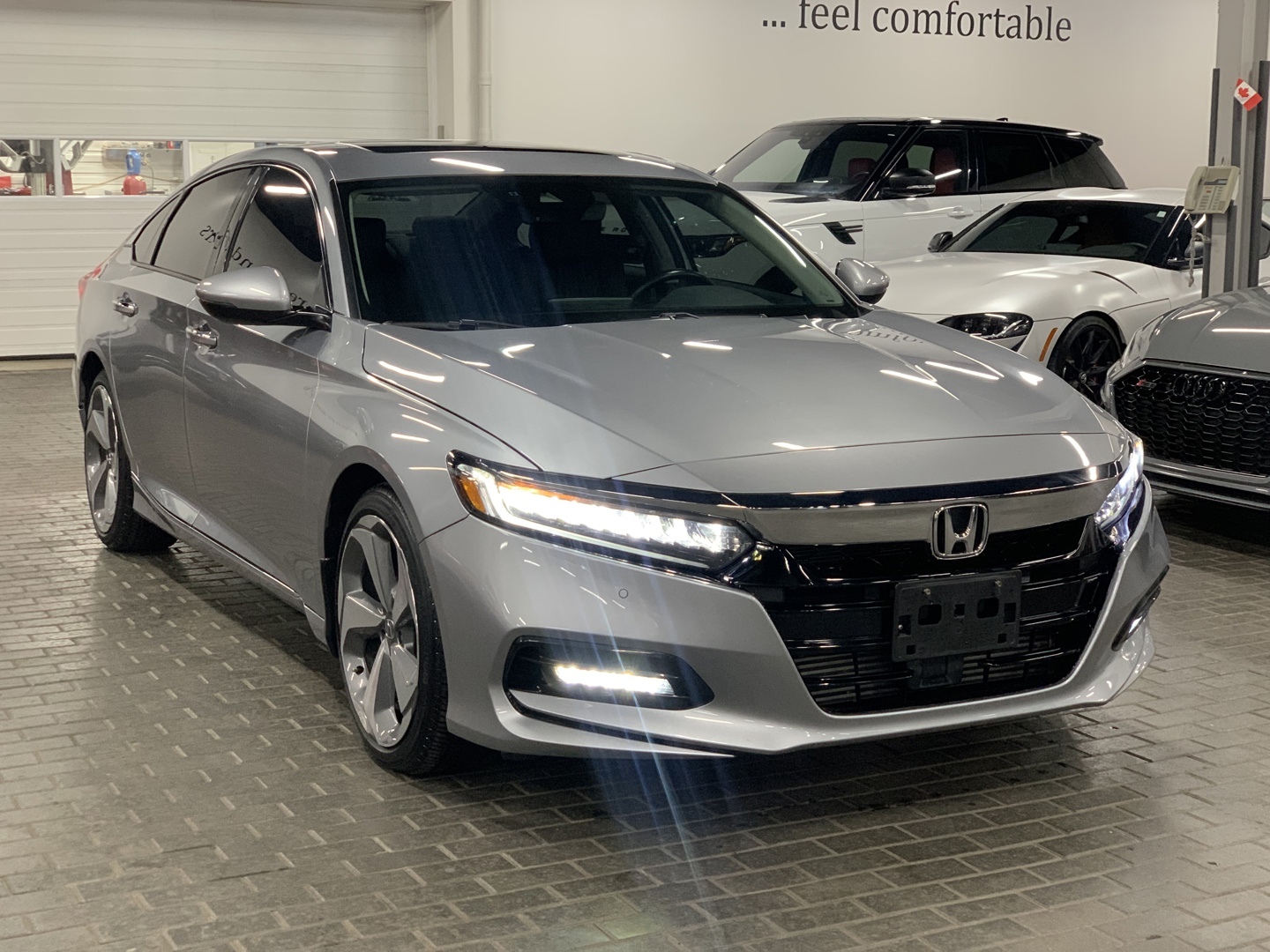 2019 Honda Accord Touring 1.5T | LOW KM | NO ACCIDENT | CARFAX AVAIL