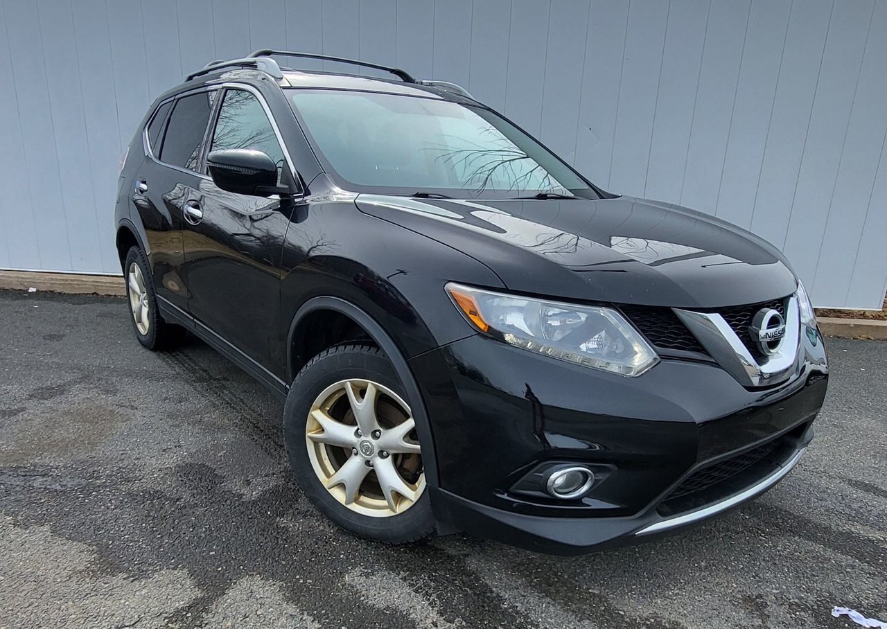2016 Nissan Rogue SV AWD | Roof | HtdSeat | Bluetooth | Cam | Cruise