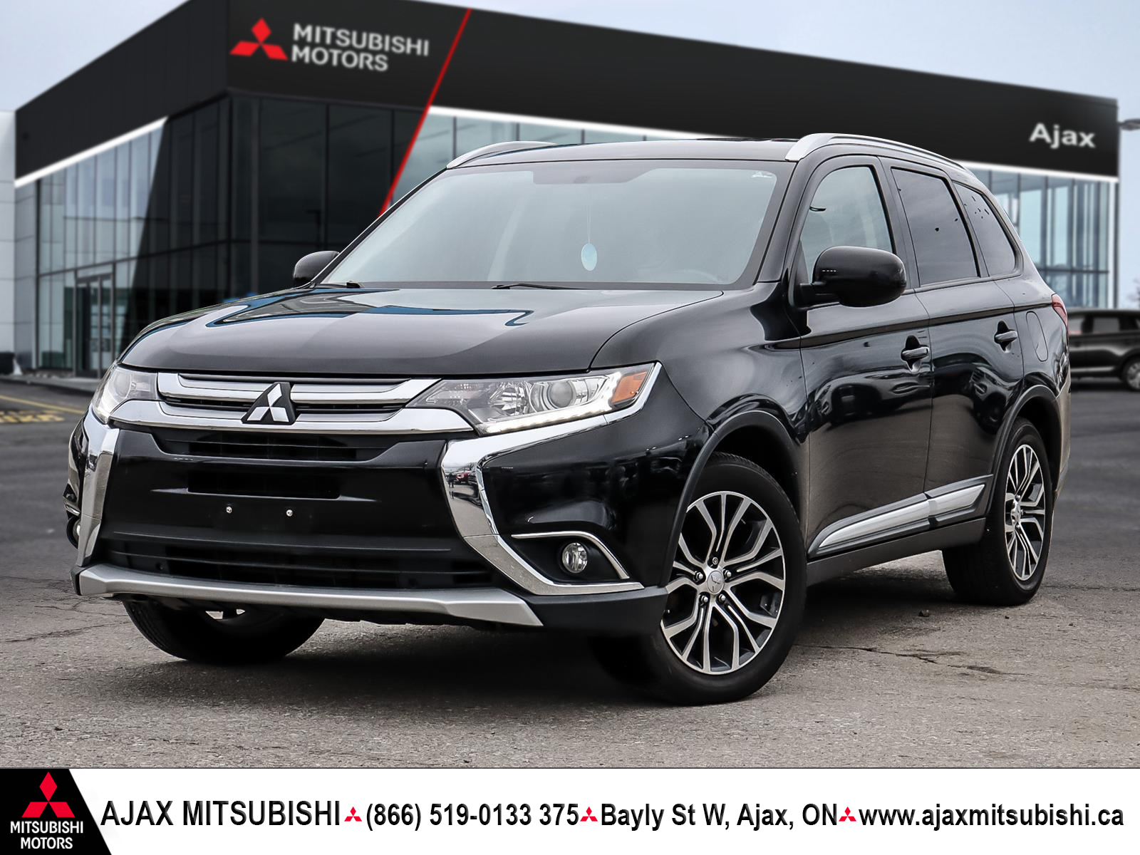 2017 Mitsubishi Outlander ES- Touring Edition, Heated Seats, Sunroof and 18A