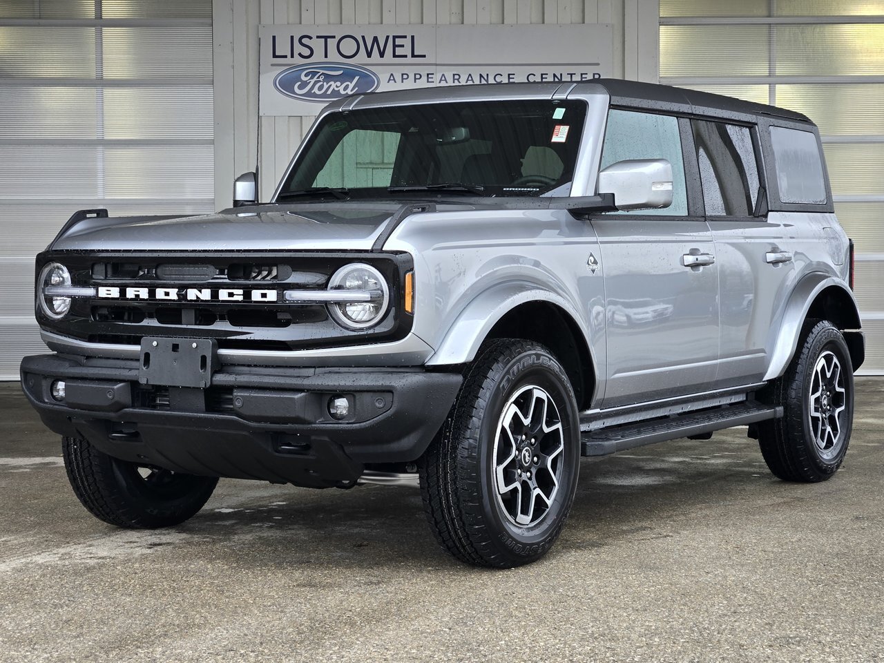 2024 Ford Bronco OUTER BANKS 314A | ADAPTIVE CRUISE HARD TOP / 