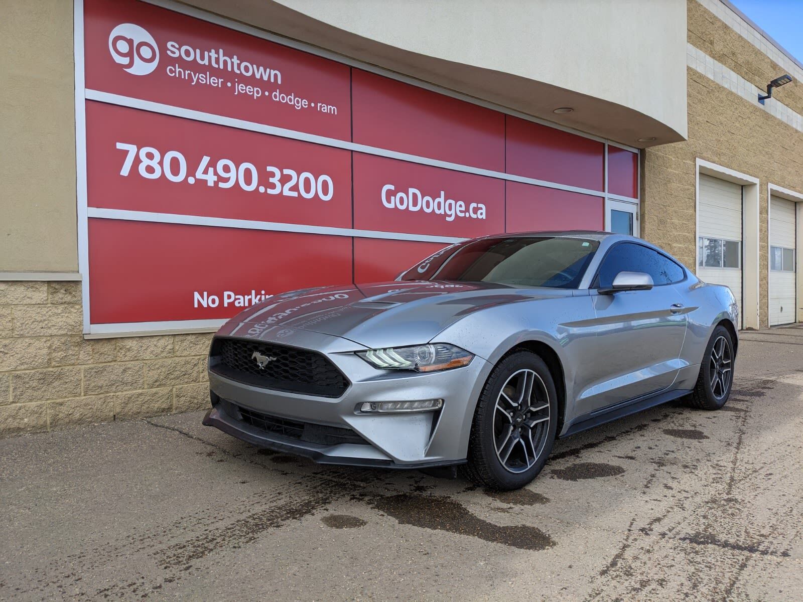 2021 Ford Mustang ECOBOOST PREMIUM IN ICONIC SILVER EQUIPPED WITH A 