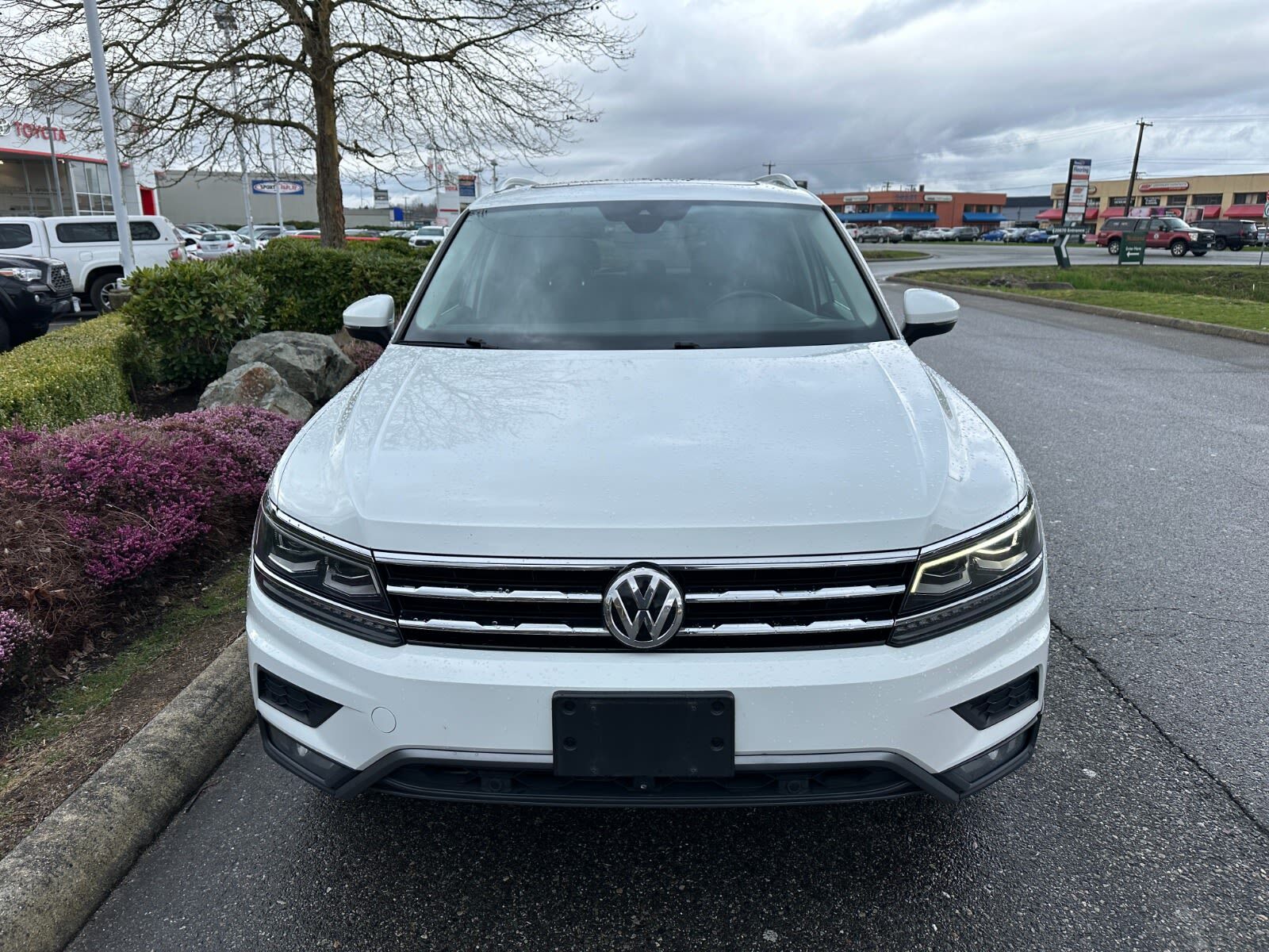 2018 Volkswagen Tiguan HIGHLINE; AUTOMATIC, AWD, HEATED SEATS/WHEEL, LEAT