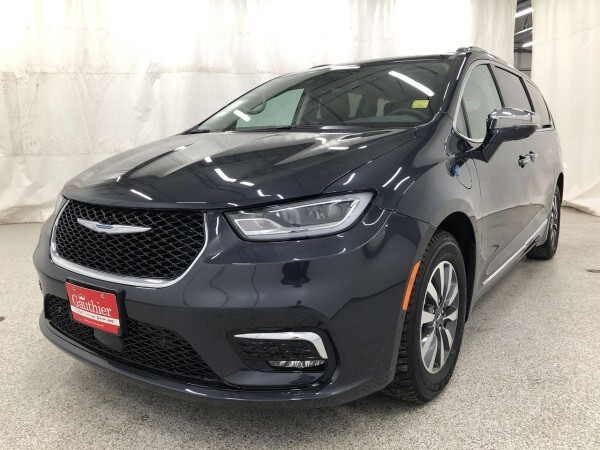 2021 Chrysler Pacifica Hybrid Limited 2WD