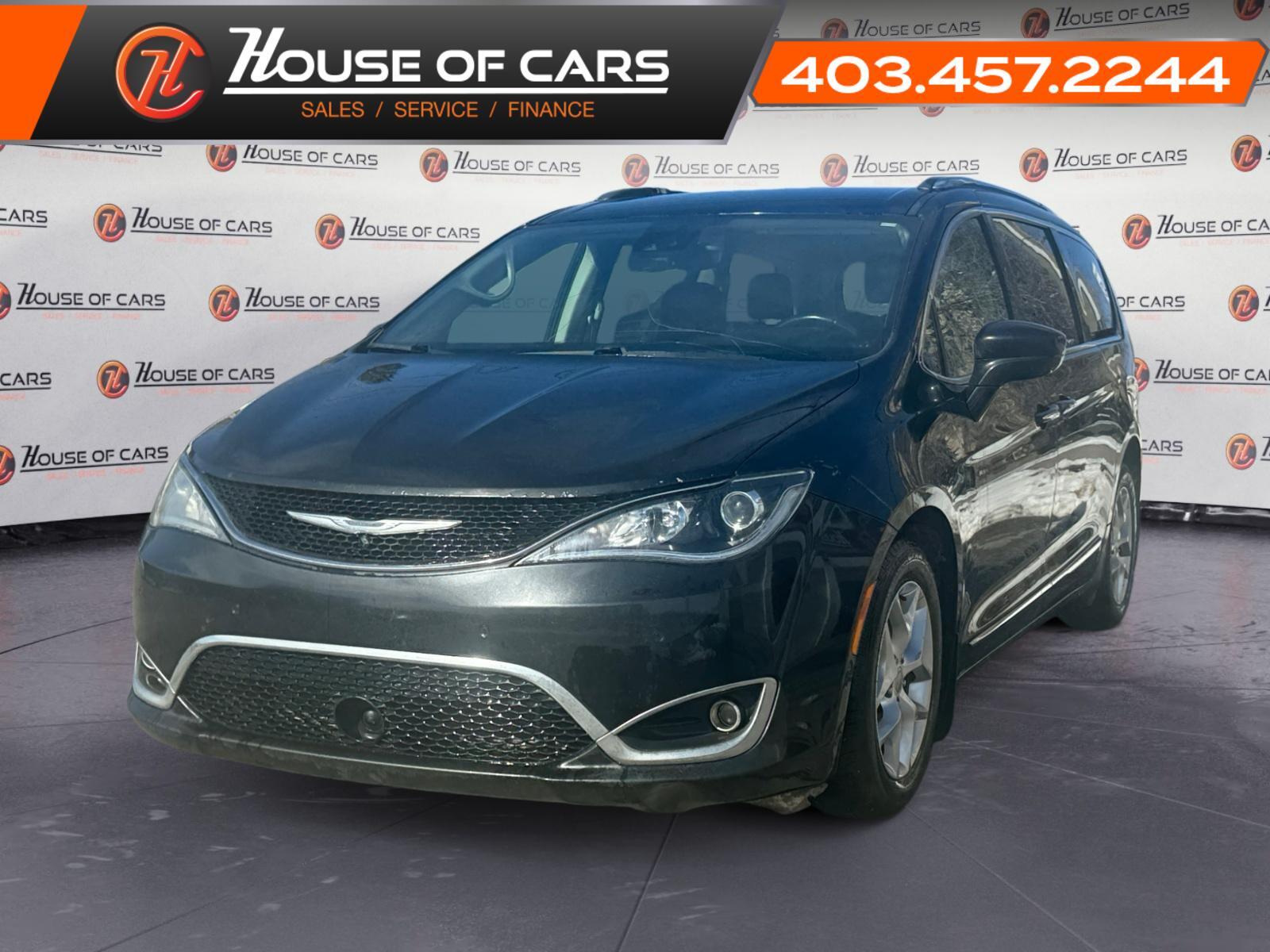 2017 Chrysler Pacifica  Touring-L Plus Backup Camera Heated Seats 