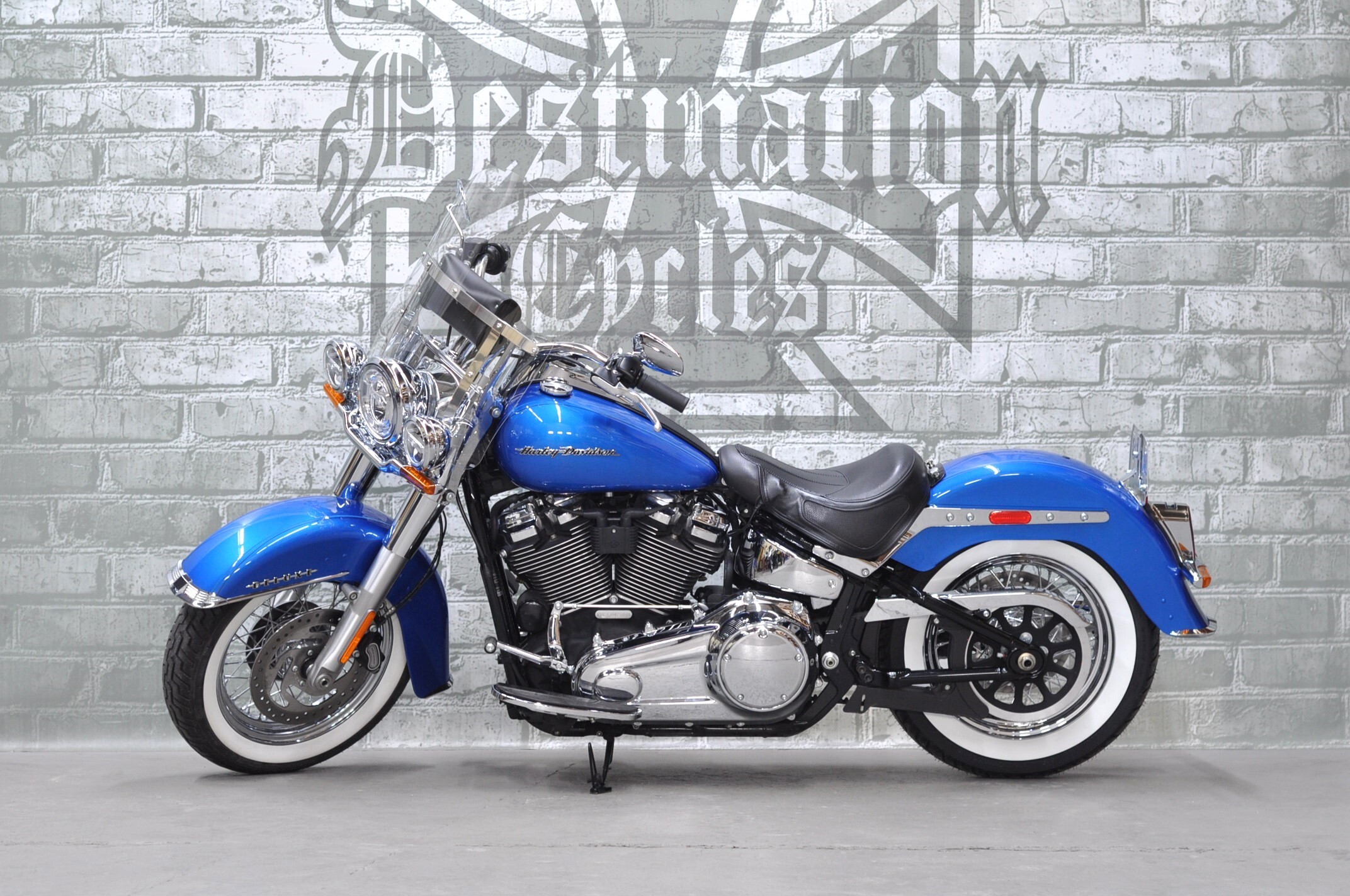 2018 Harley-Davidson FLDE Deluxe 