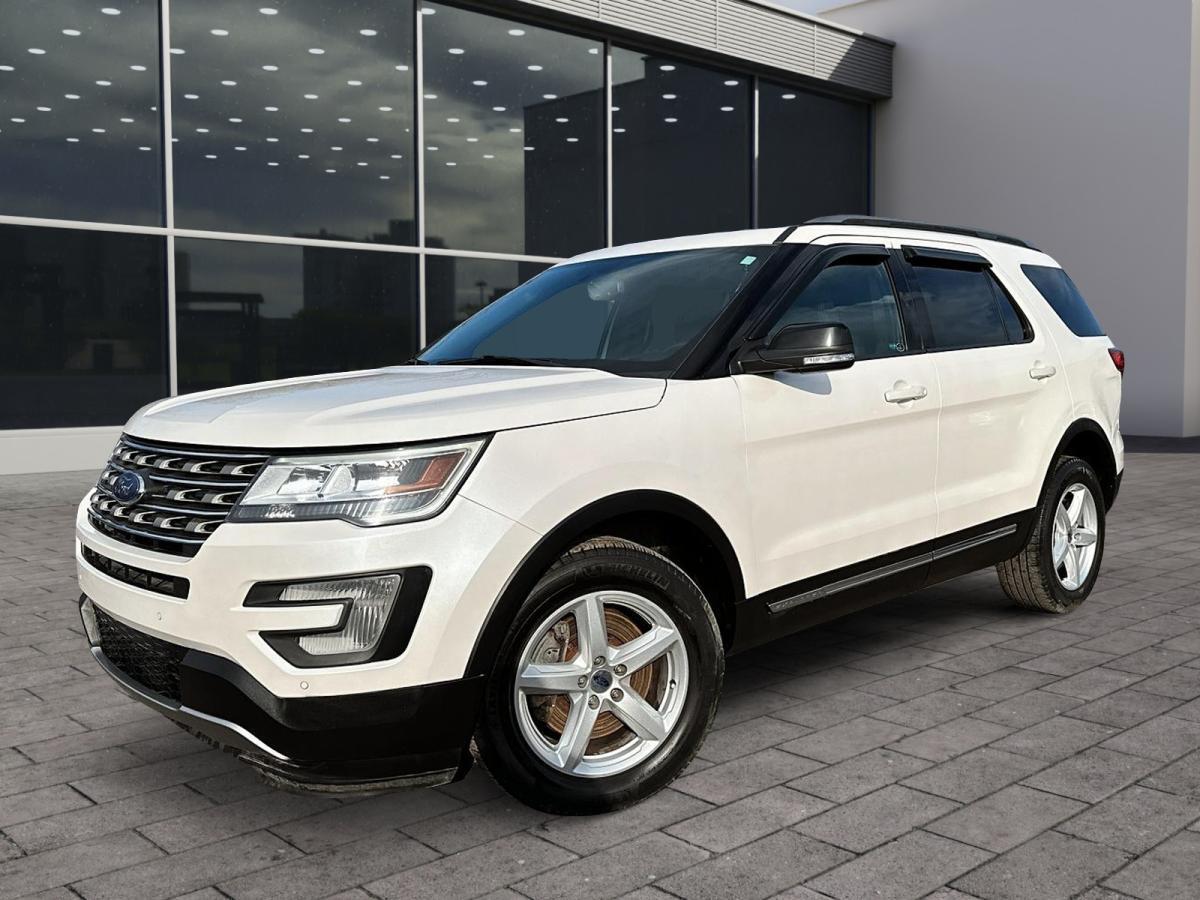 2017 Ford Explorer V6 3.5L 4X4 GROUPE REMORQUAGE XLT 8 ROUES