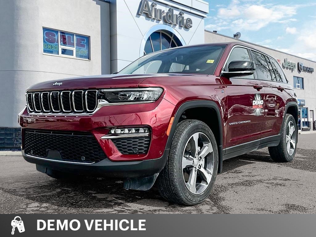 2023 Jeep Grand Cherokee 4xe | Surround View Camera System |