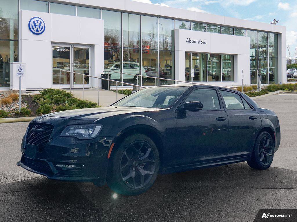 2021 Chrysler 300 300S | 3.6L V6 | WiFi | Heated/Cooled Leather Seat