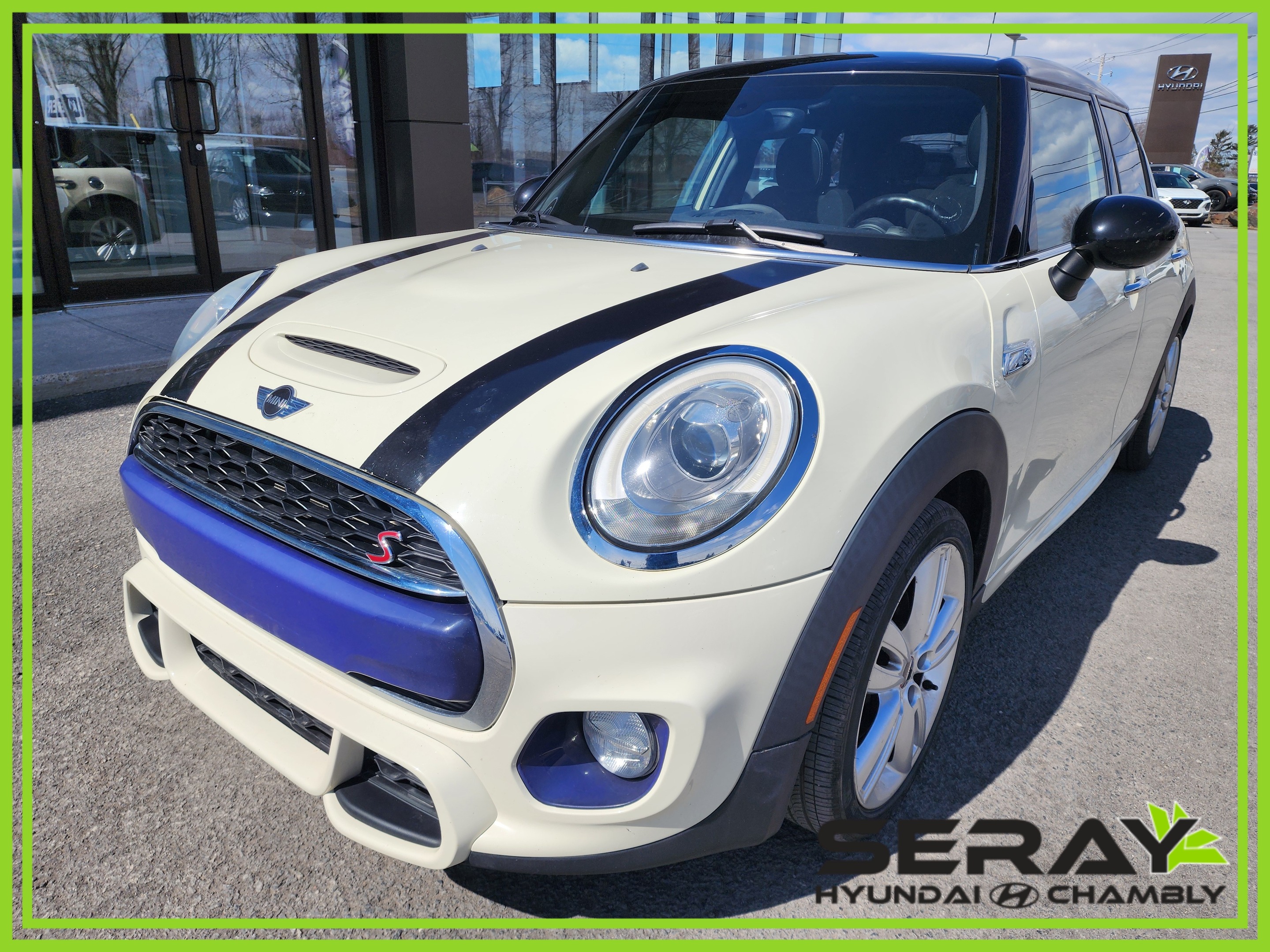 2015 MINI Cooper Hardtop S  TOIT OUVRANT SIEGES CHAUFFANTS BLUETOOTH MAGS 