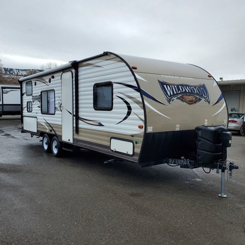 2018 Forest River T261BHXL TRAVEL TRAILER 