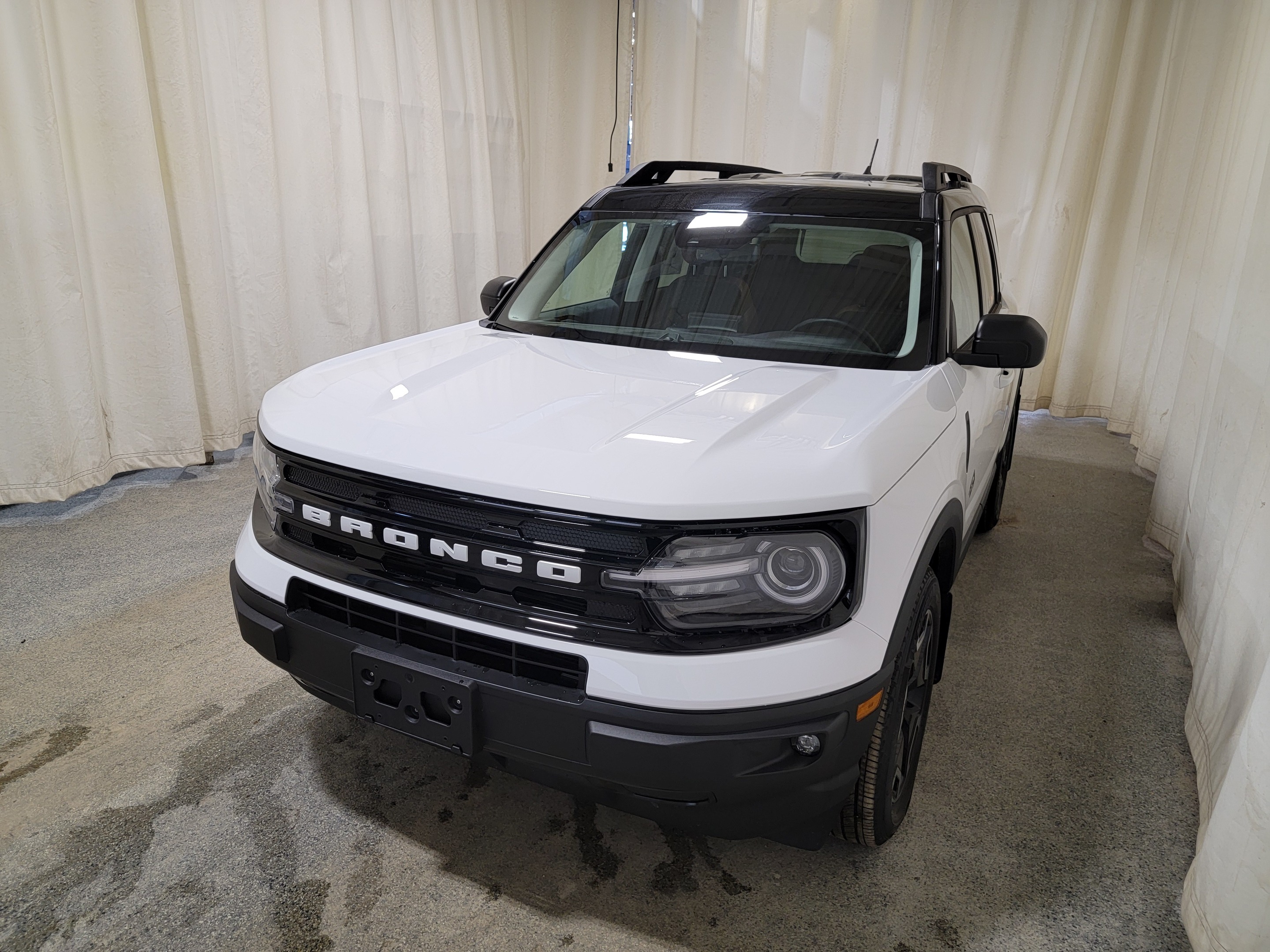 2024 Ford Bronco Sport OUTER BANKS 300A W/ TECH PACKAGE 
