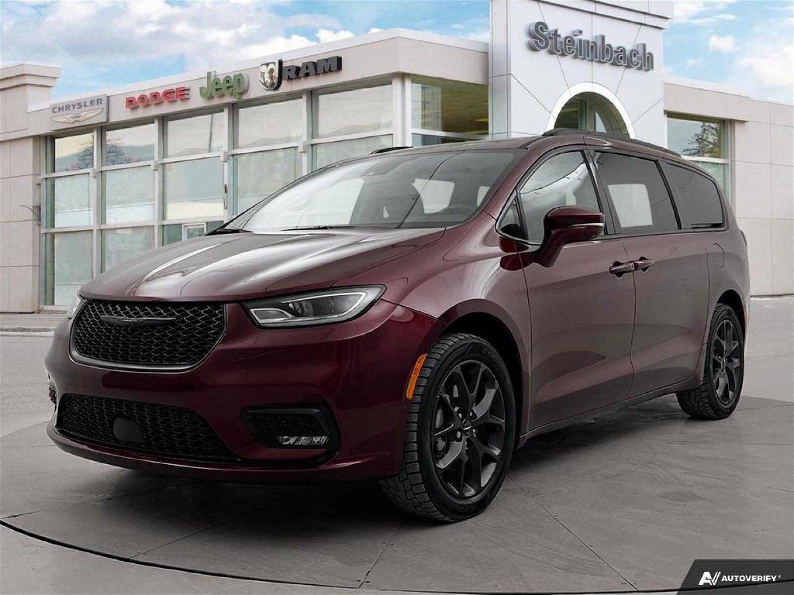 2022 Chrysler Pacifica Touring L | AWD | Accident Free