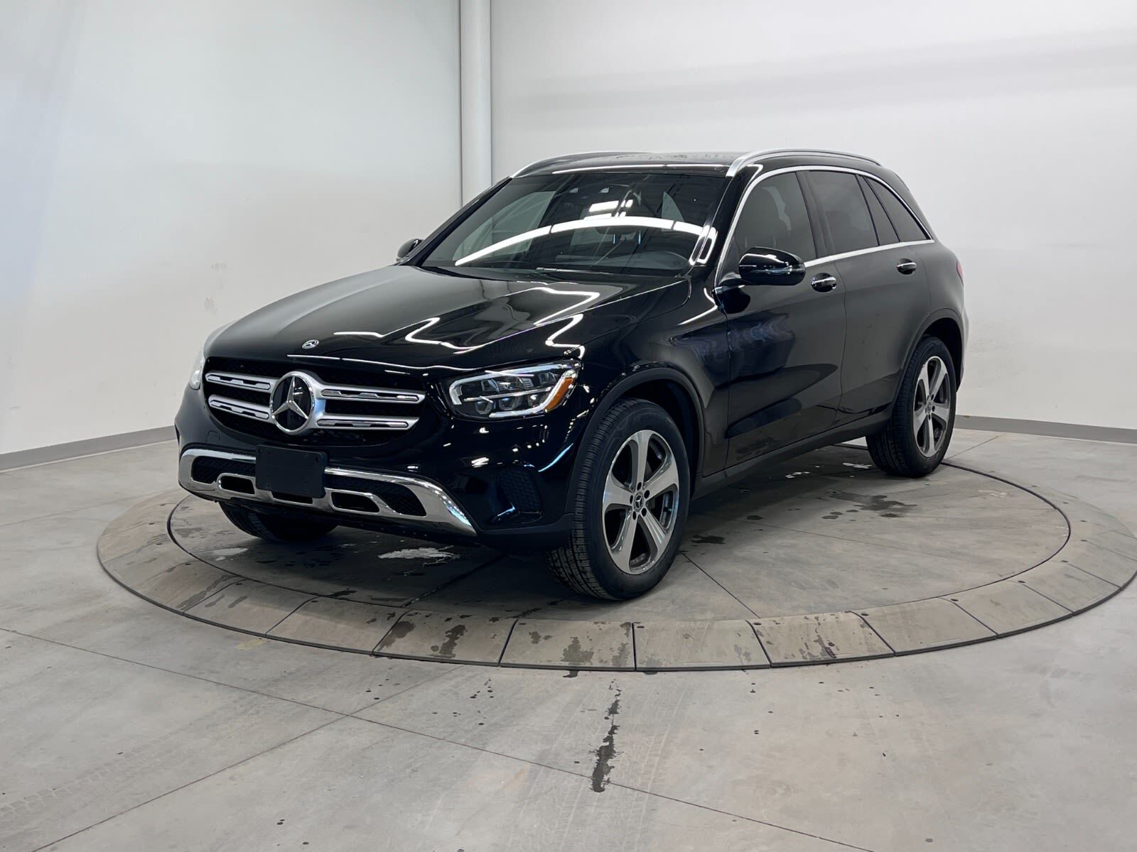 2020 Mercedes-Benz GLC | No Accidents, 8 Way Powered Heated Front Seats, 