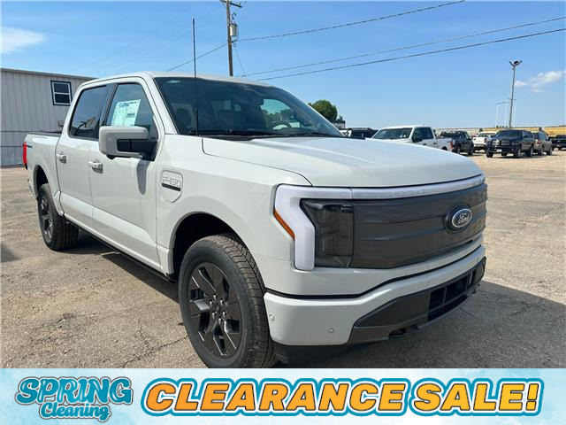 2023 Ford F-150 Lightning Lariat TOW PACKAGE | LANE KEEPING | FORDPASS