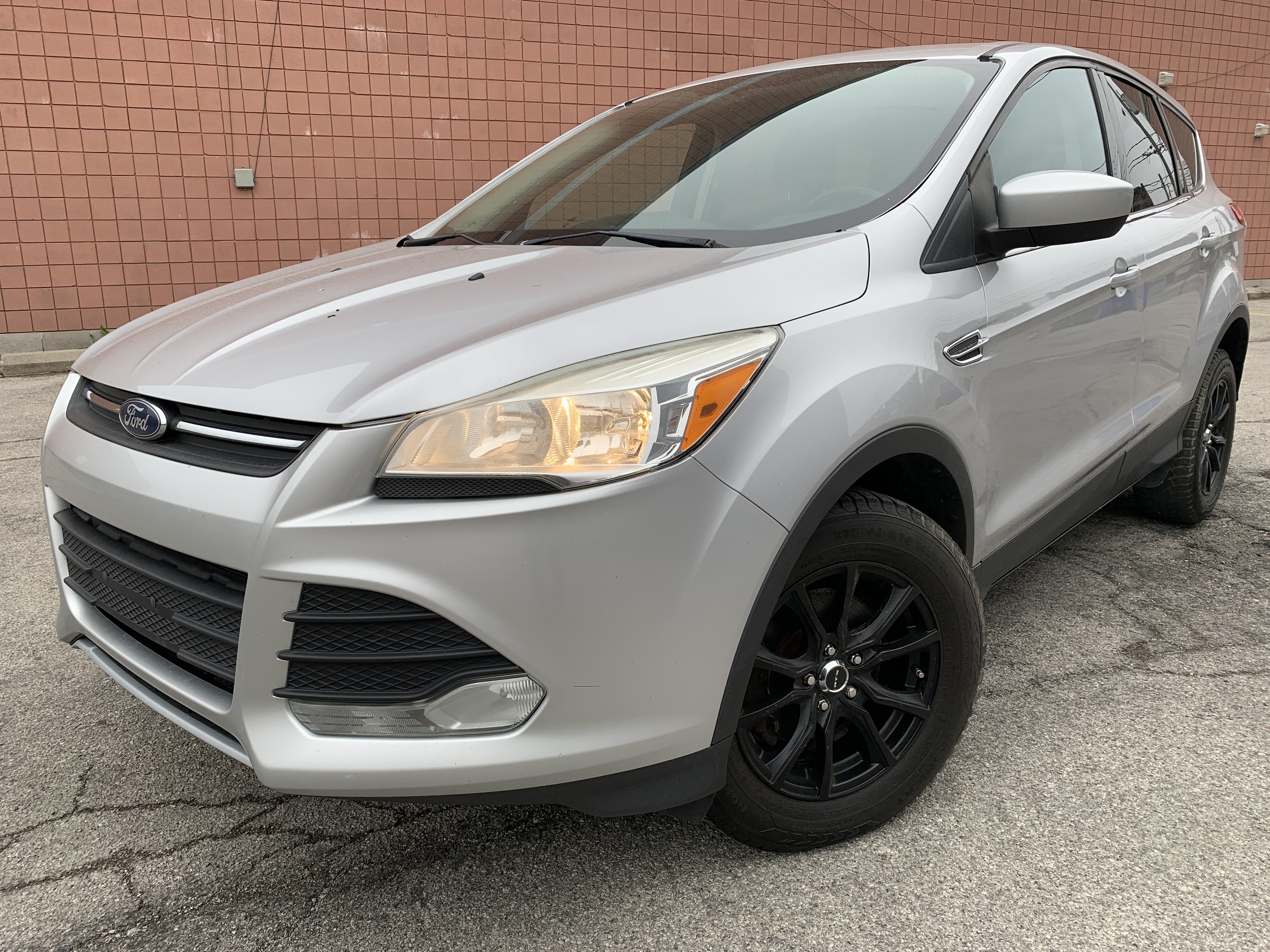 2013 Ford Escape  SE  / SPOTLESS  !!! MUST SEE !!! CAR FAX CLEAN !!