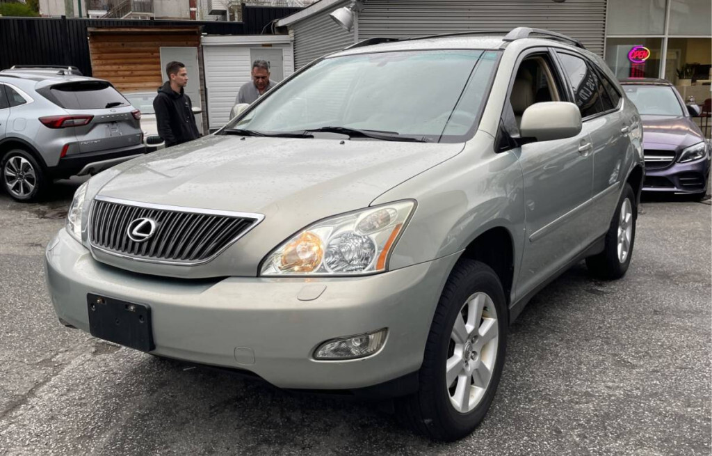 2004 Lexus RX 330 4dr SUV [VERY LOW MILEAGE/FULL LEATHER/BC LOCAL]
