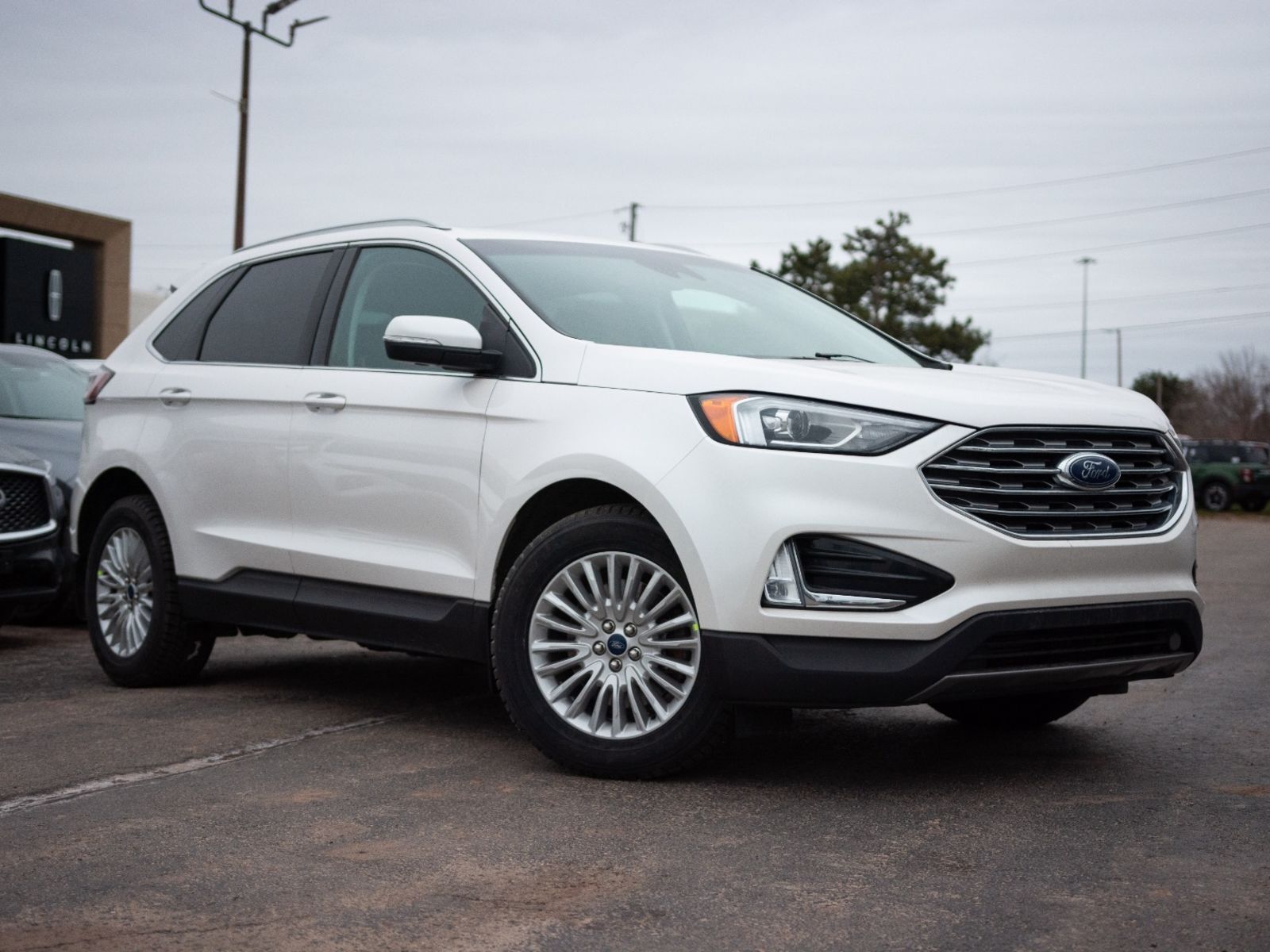 2019 Ford Edge SEL, AWD, COLD WEATHER PKG, CLASS II TRAILER TOW P
