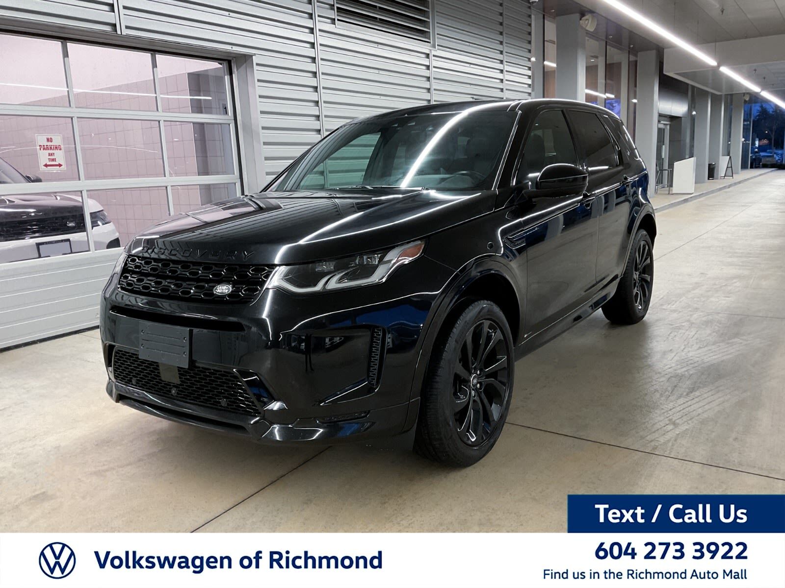 2020 Land Rover Discovery Sport R-Dynamic SE | Moonroof | Navigation | Heated Seat
