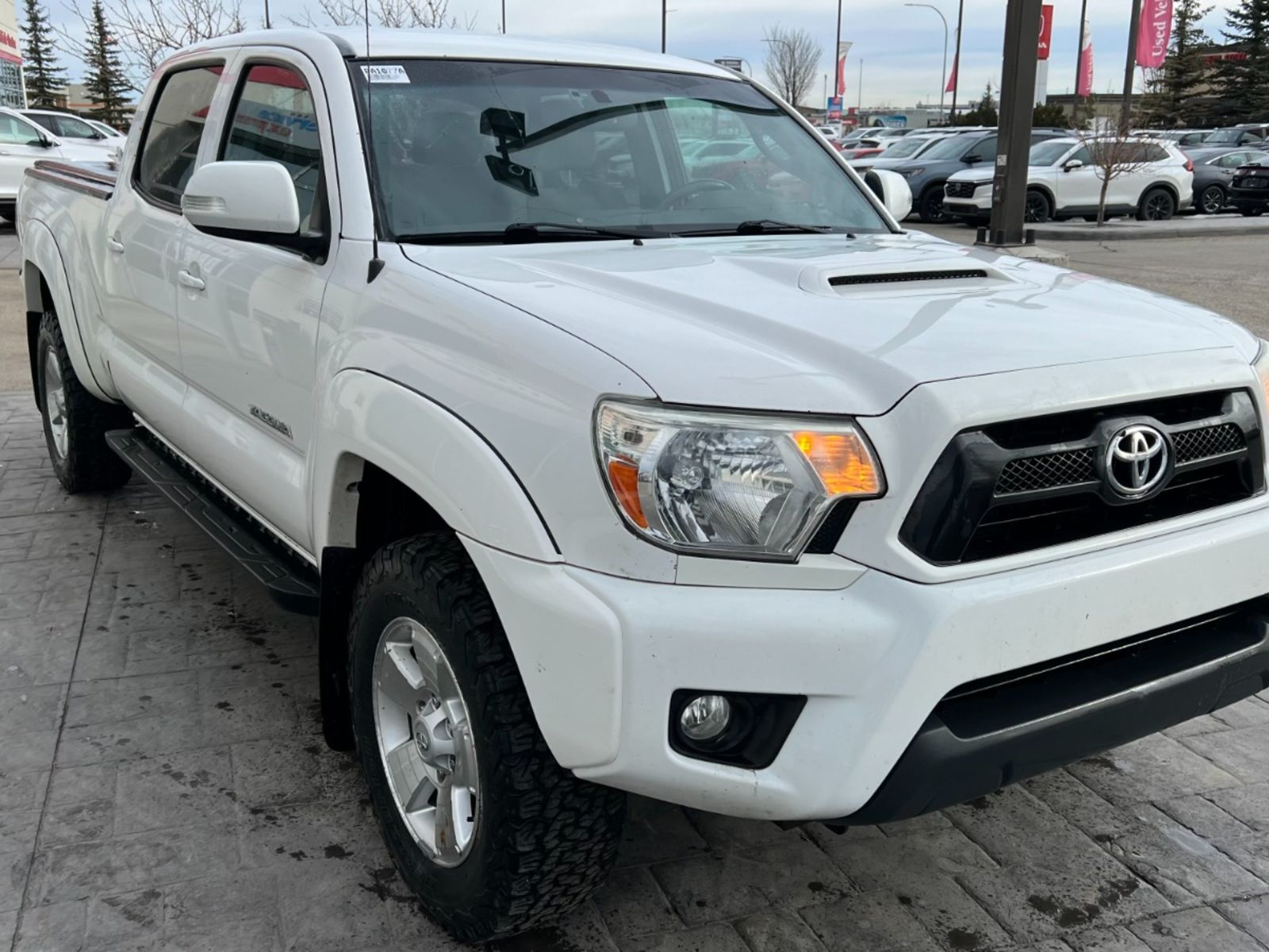 2015 Toyota Tacoma TRD SPORT: NO ACCIDENTS, LOCAL TRUCK
