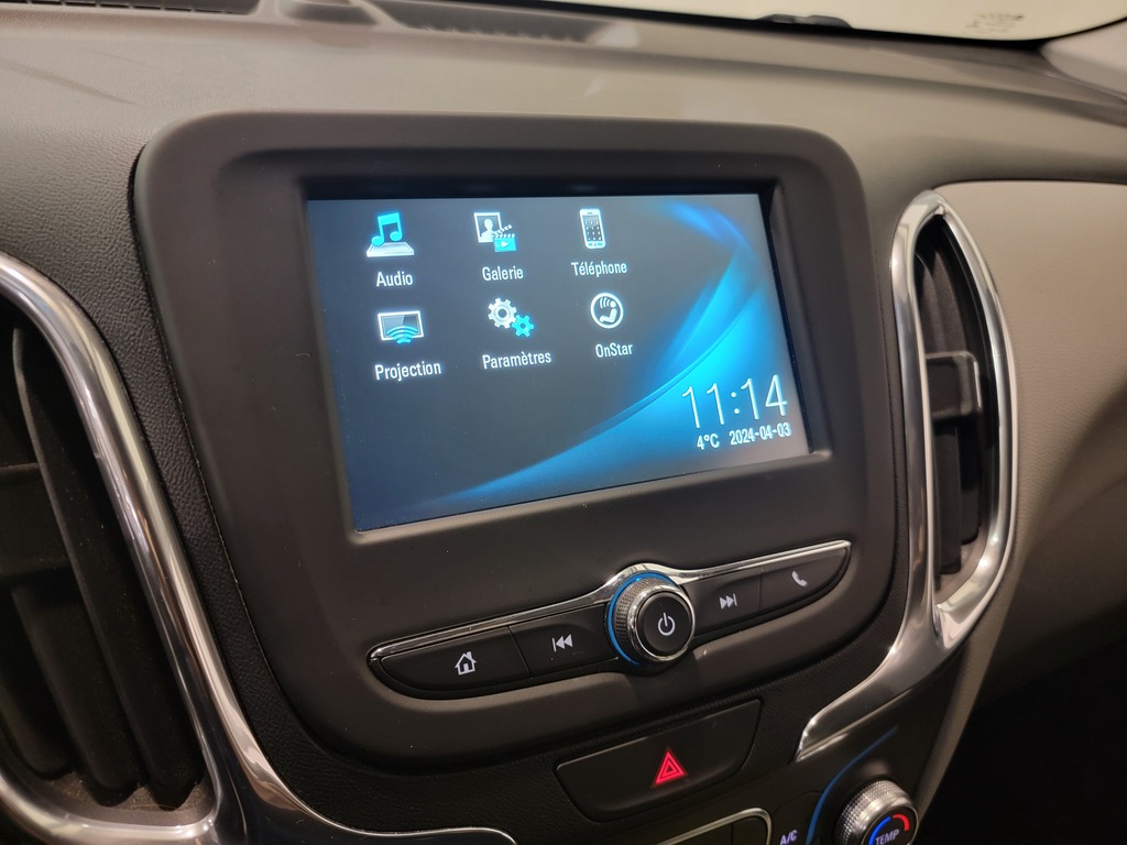 Chevrolet Equinox 2018 Climatisation, Mirroirs électriques, Vitres électriques, Régulateur de vitesse, Sièges chauffants, Verrouillage électrique, Bluetooth, Prise auxiliaire 12 volts, caméra-rétroviseur, Commandes de la radio au volant