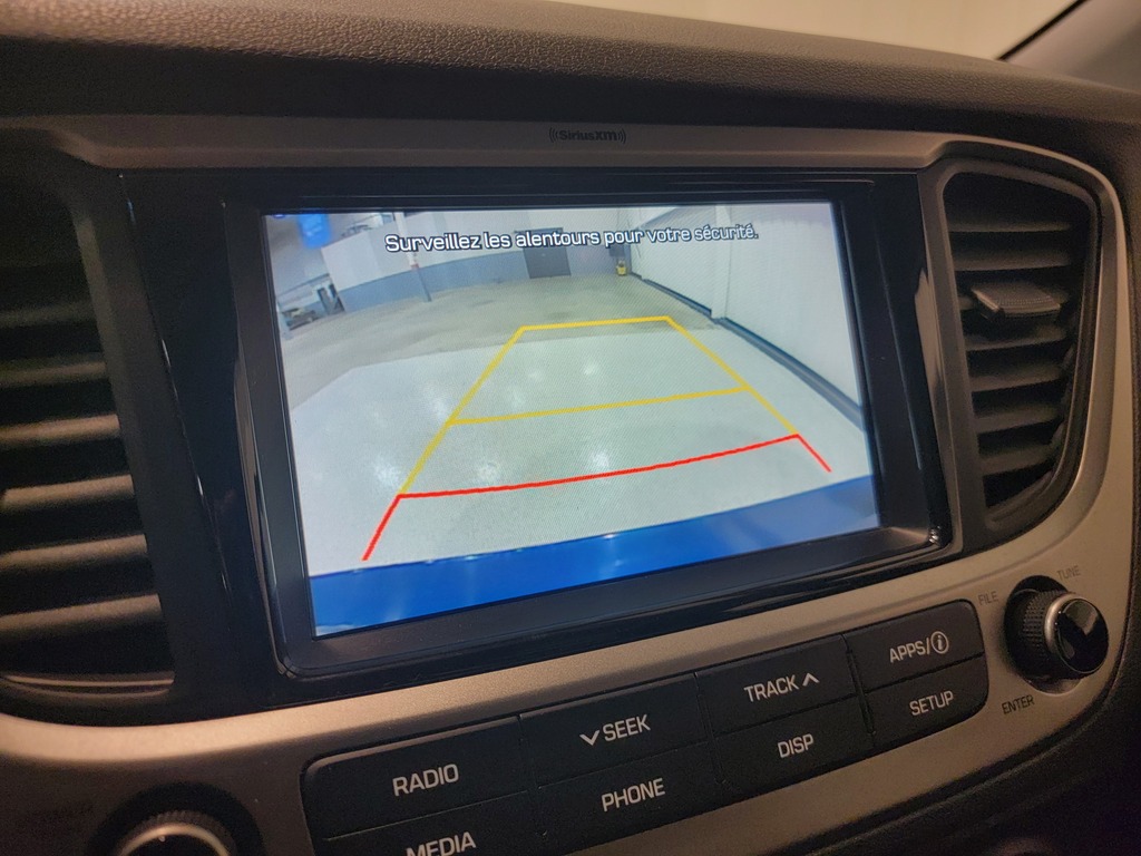 Hyundai Accent 2018 Air conditioner, Electric mirrors, Electric windows, Heated seats, Electric lock, Speed regulator, Bluetooth, , rear-view camera, Steering wheel radio controls