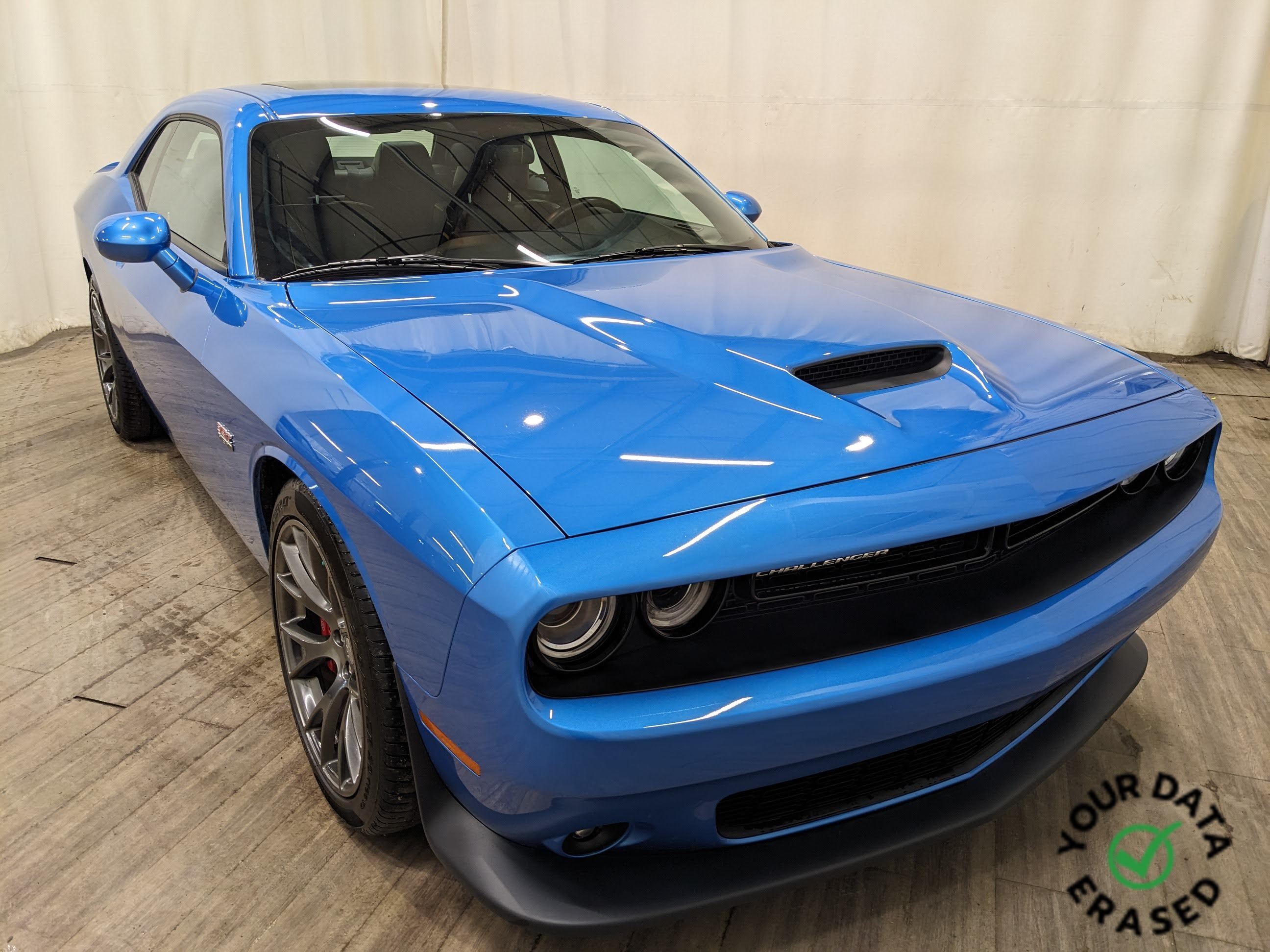 2016 Dodge Challenger 2dr Cpe SRT 392 RWD | No Accidents | Leather 