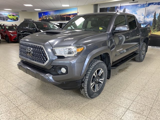 2018 Toyota Tacoma TRD Sport | Leather | 6 Speed Manual | Steps
