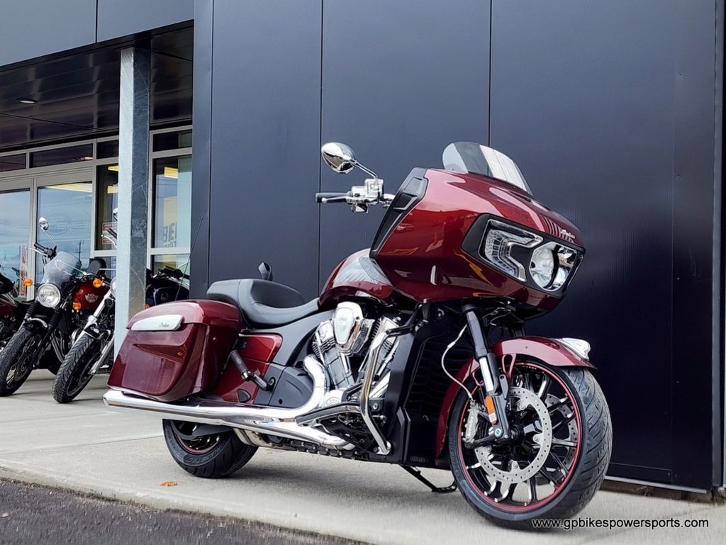2023 Indian Motorcycles Challenger® Limited Maroon Metallic 